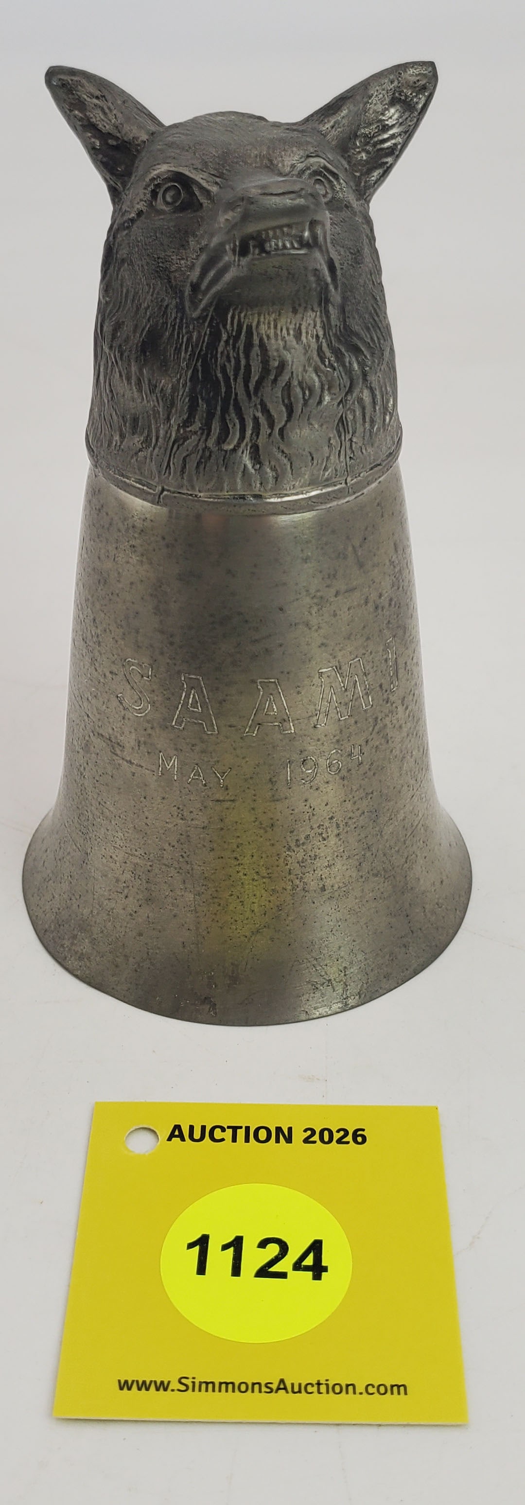 Wolf head stirrup cup: Wolf head stirrup cup