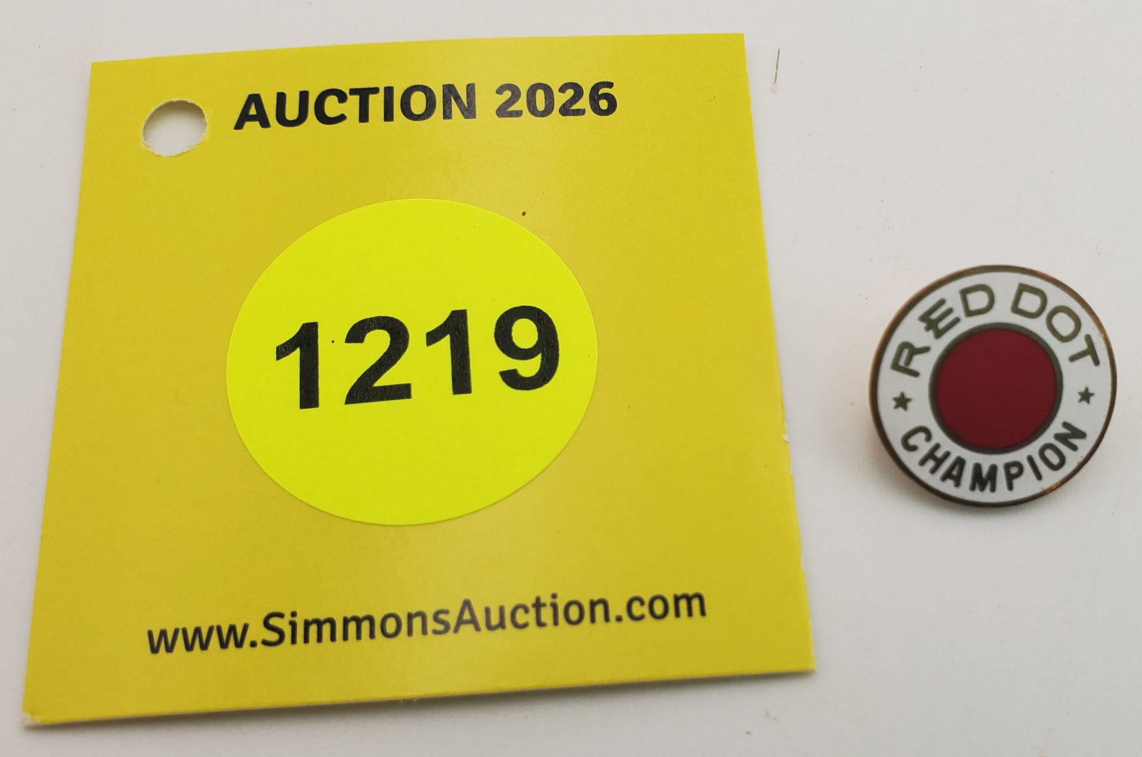 Red Dot Champion pin: Red Dot Champion pin