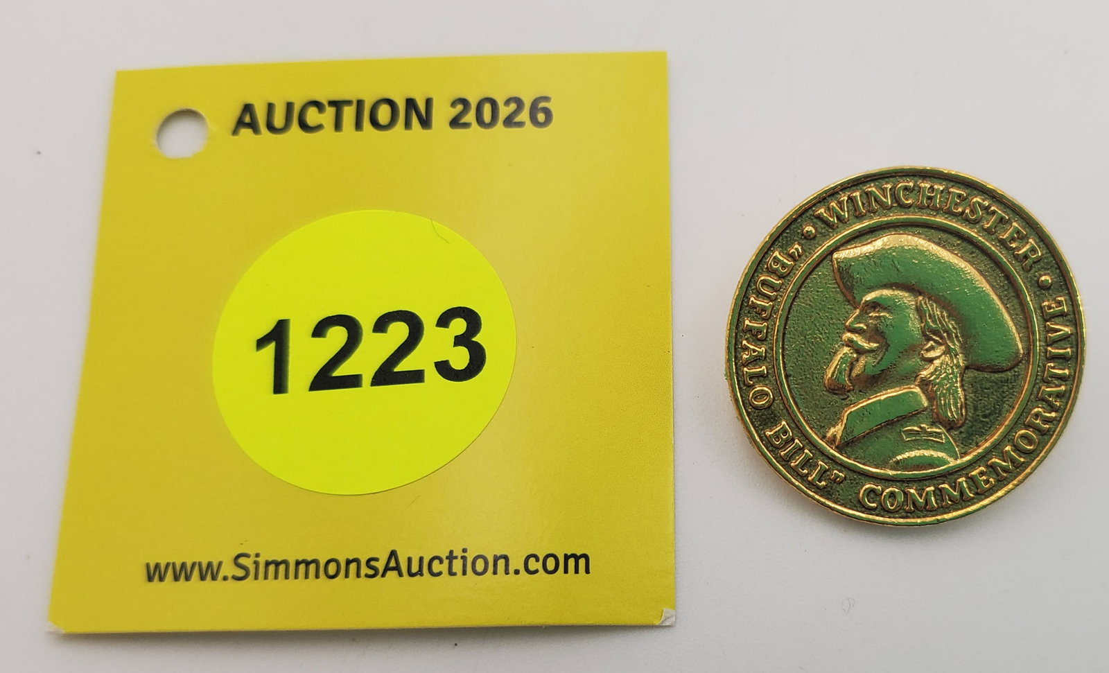 Winchester Buffalo Bill Commemorative pin (1 of 2)