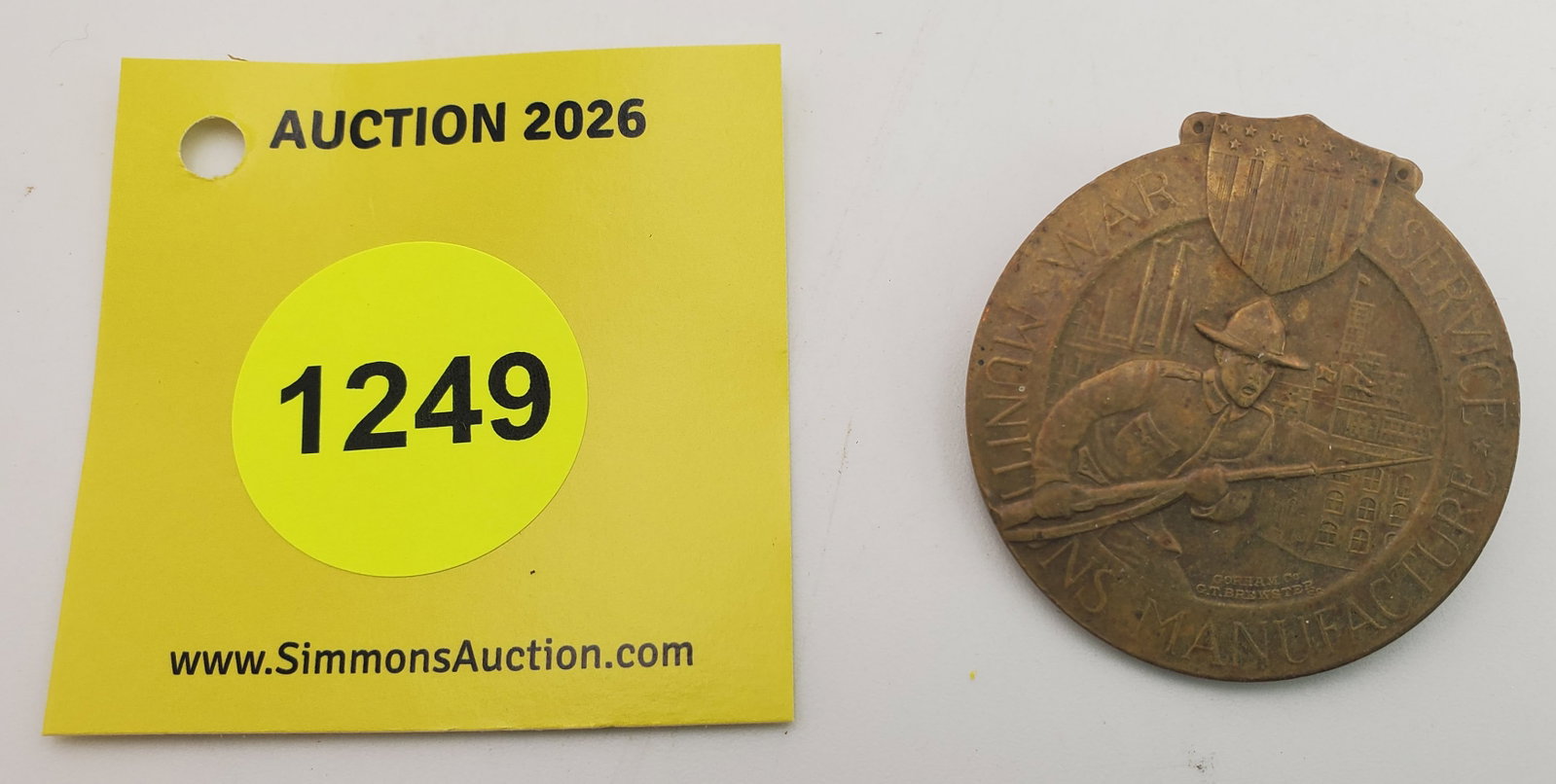 War Service pin: War Service pin