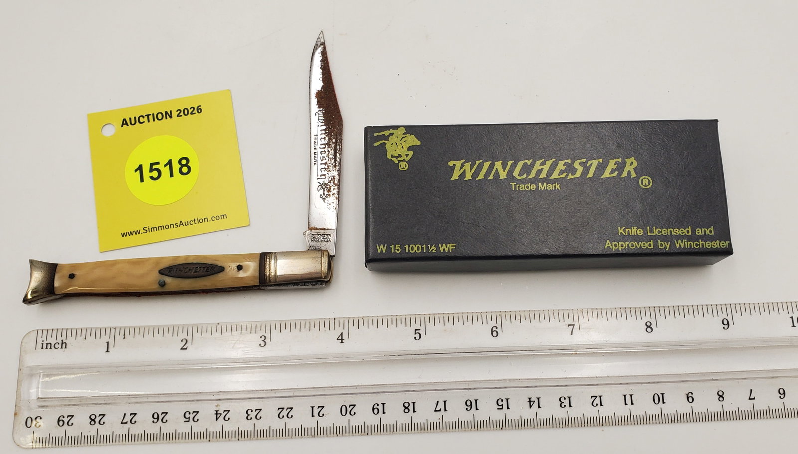 Pocket Knife: Winchester W15-100-1/2-92, 1-Blade, Celluloid Handle w/ Black Box (NS), Has signifi... (1 of 4)