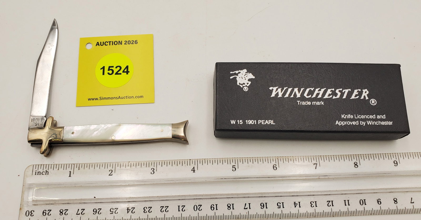 Pocket Knife: Winchester W15 1901-P-91, 1-Blade, MOPearl Handle w/ Black Box (GS) - 3