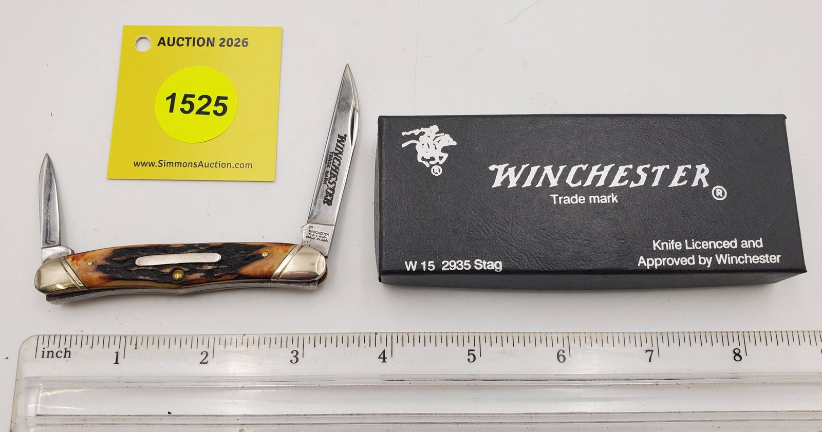 Pocket Knife: Winchester W15 2935-S-91, 2-Blade, Stag Handle w/ Black Box (GS) (1 of 4)
