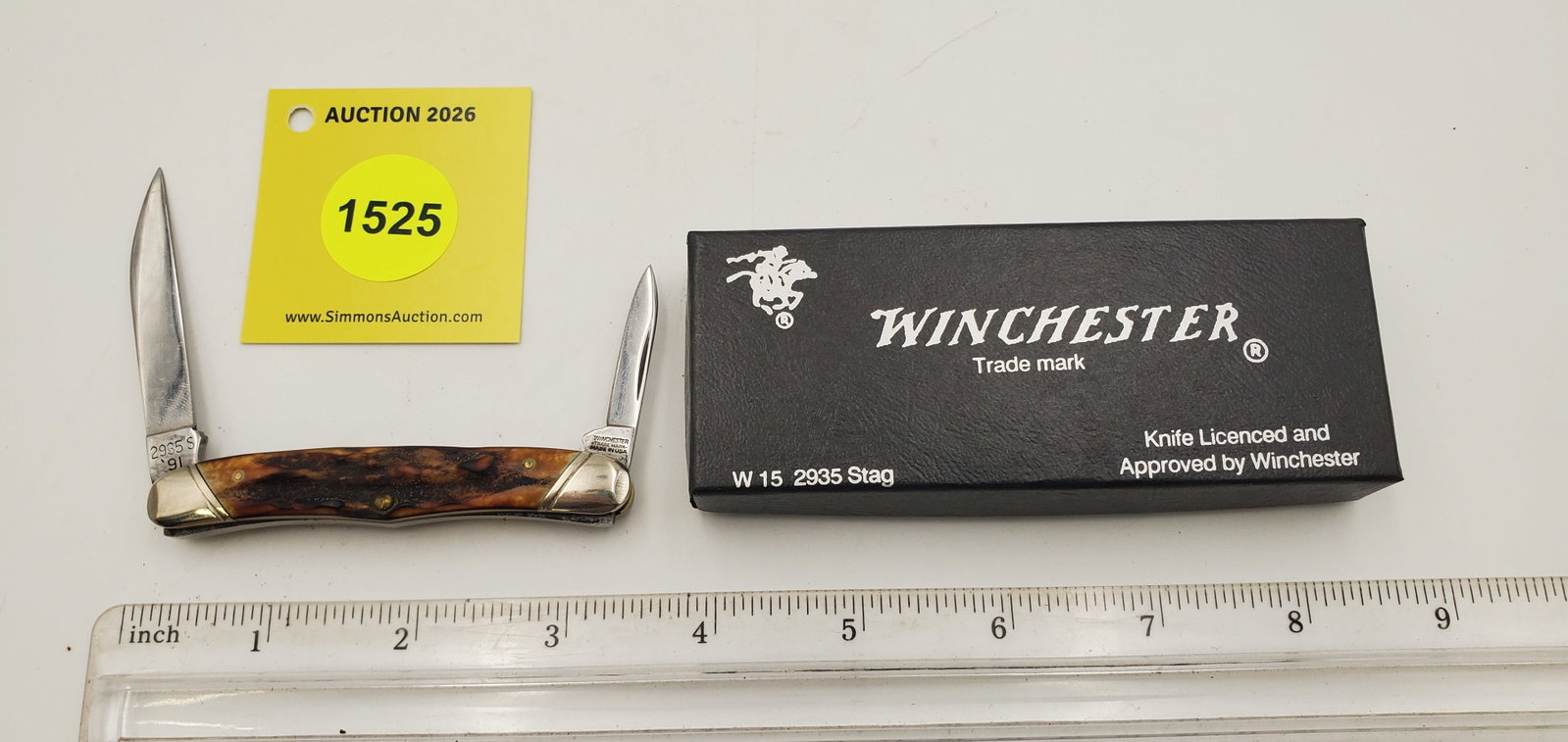 Pocket Knife: Winchester W15 2935-S-91, 2-Blade, Stag Handle w/ Black Box (GS) - 2