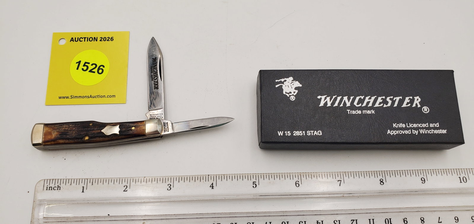 Pocket Knife: Winchester W15-2851-S-91, 2-Blade, Stag Handle w/ Black Box (GS) (1 of 4)