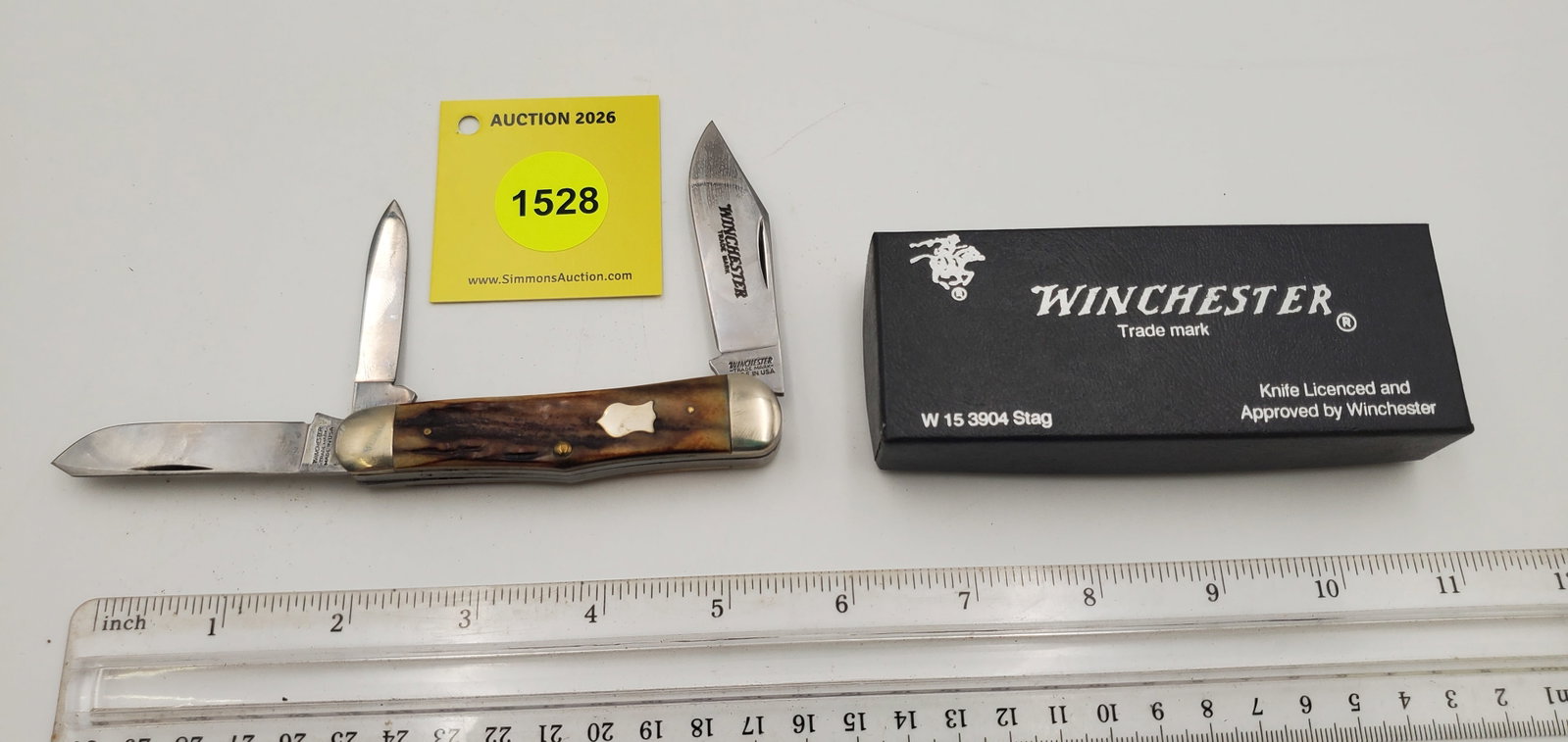 Pocket Knife: Winchester W15-3904-S-91, 3-Blade, Stag Handle w/ Black Box (GS): Pocket Knife: Winchester W15-3904-S-91, 3-Blade, Stag Handle w/ Black Box (GS)