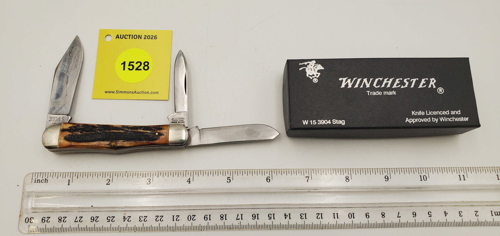 Pocket Knife: Winchester W15-3904-S-91, 3-Blade, Stag Handle w/ Black Box (GS) - 4