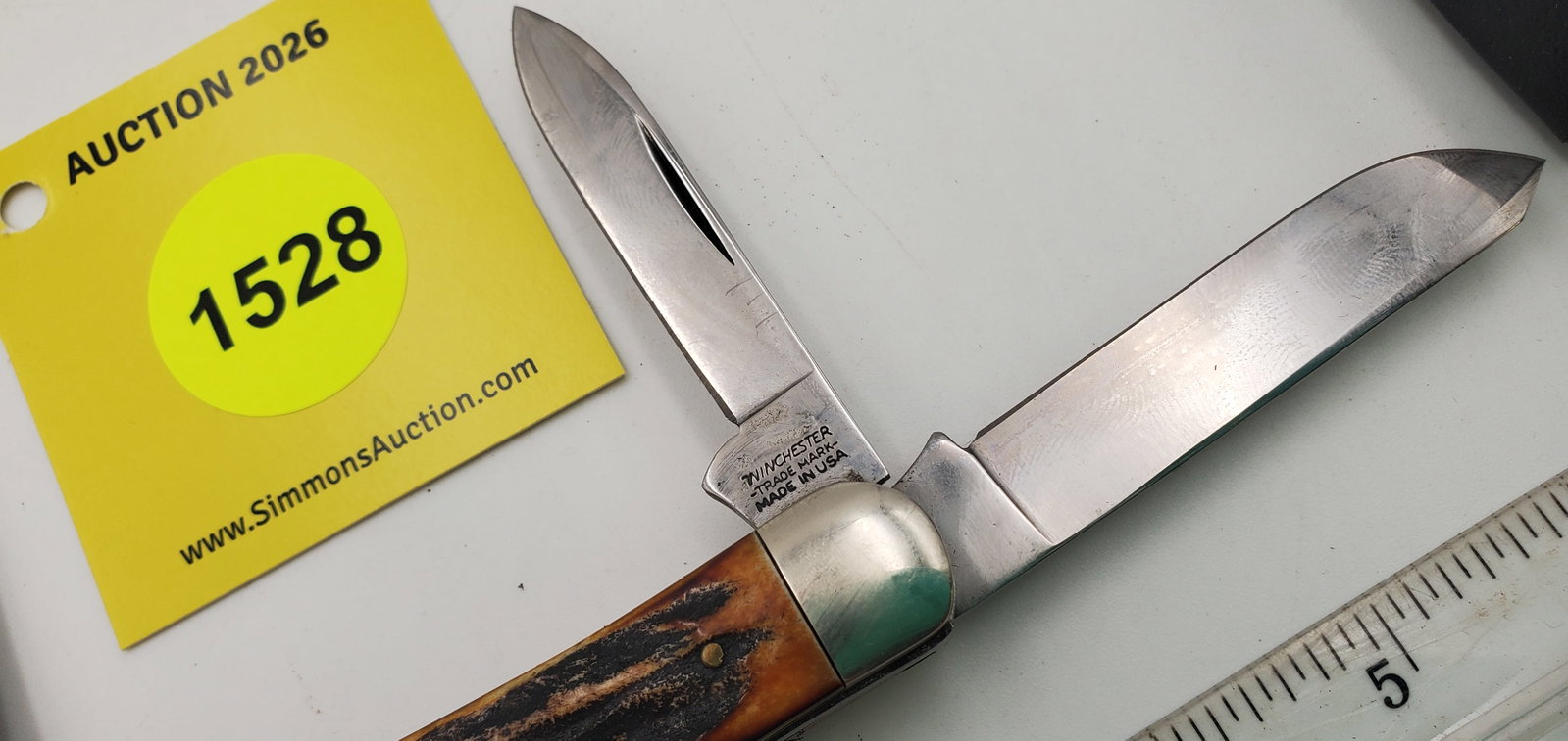 Pocket Knife: Winchester W15-3904-S-91, 3-Blade, Stag Handle w/ Black Box (GS) - 5