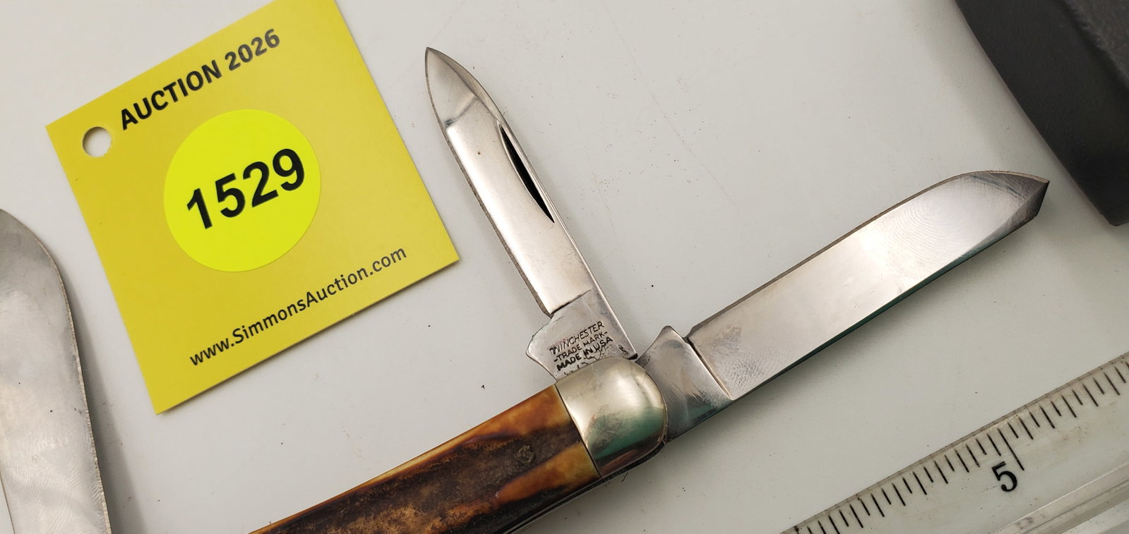 Pocket Knife: Winchester W15-3904-S-91, 3-Blade, Stag Handle w/ Black Box (GS) - 5