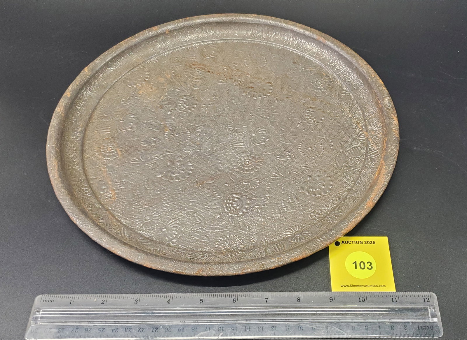 Lot of 3 Wagner Ware 10" 5 Quart Dutch OvenNo Lid and 2 Metal etched trays - 3