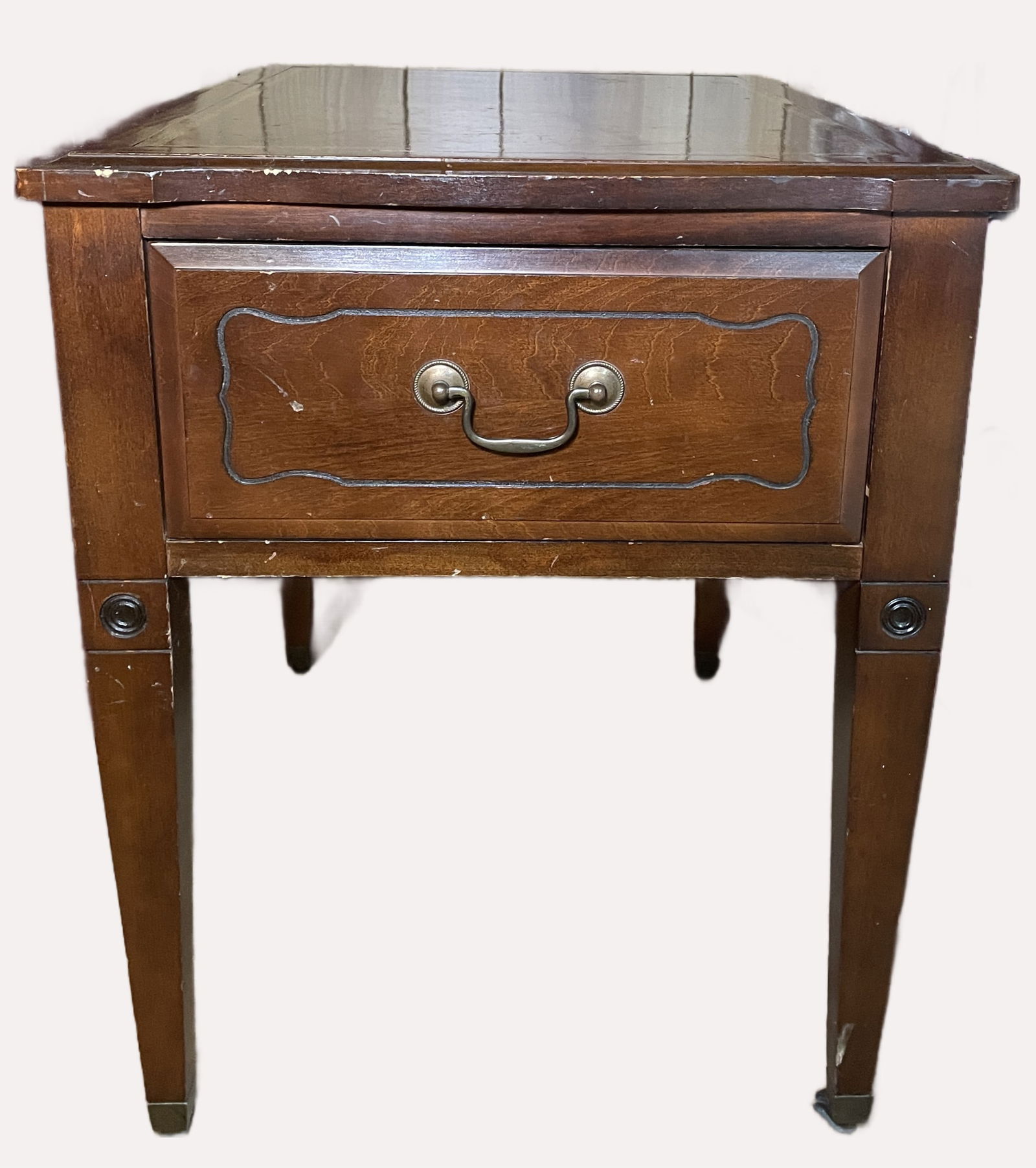 Antique Federal-style Mahogany Side Table With Leather Inlaid Top By Rapids Furniture (1 of 7)
