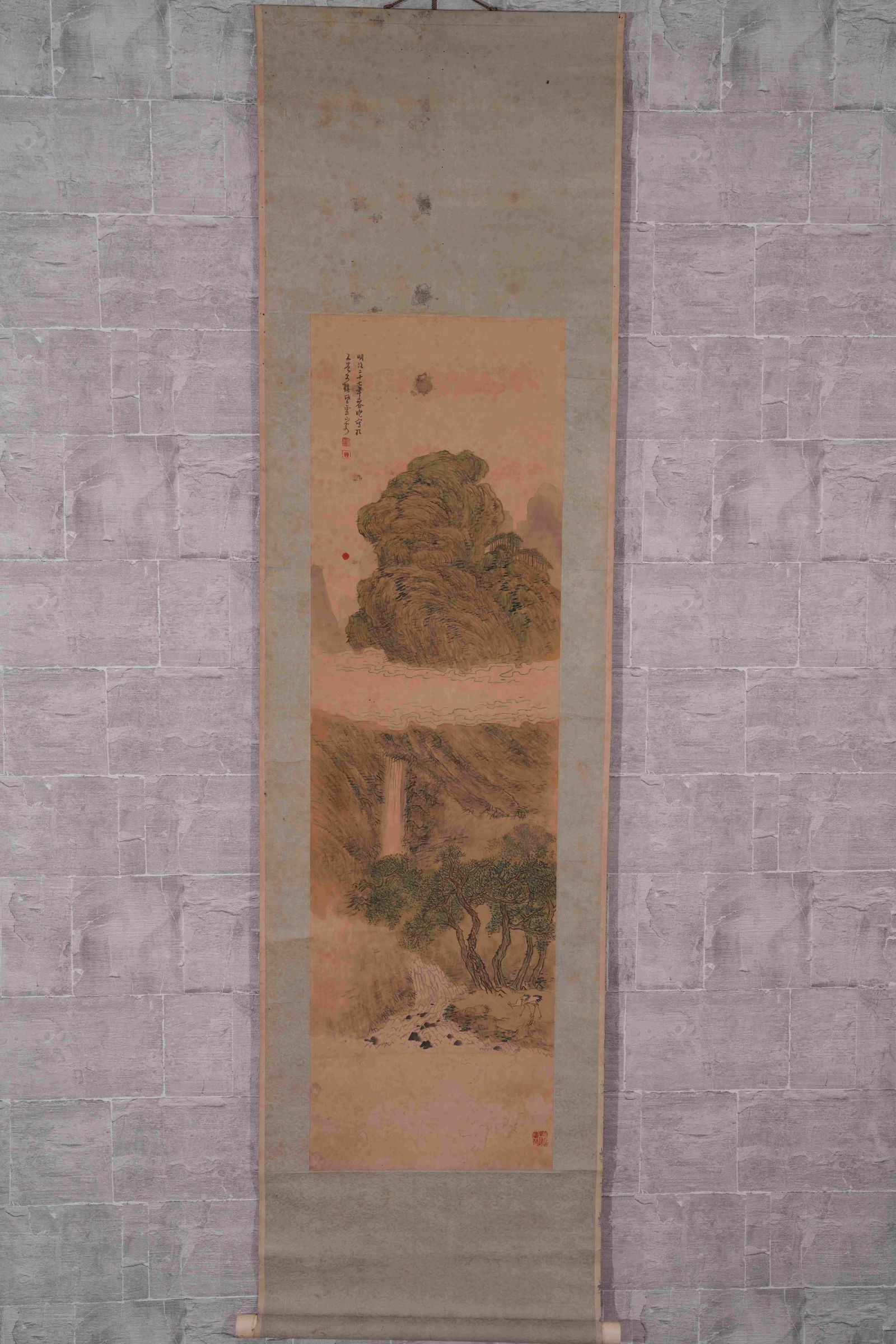 A LANDSCAPE PAINTING ON SILK (1 of 5)