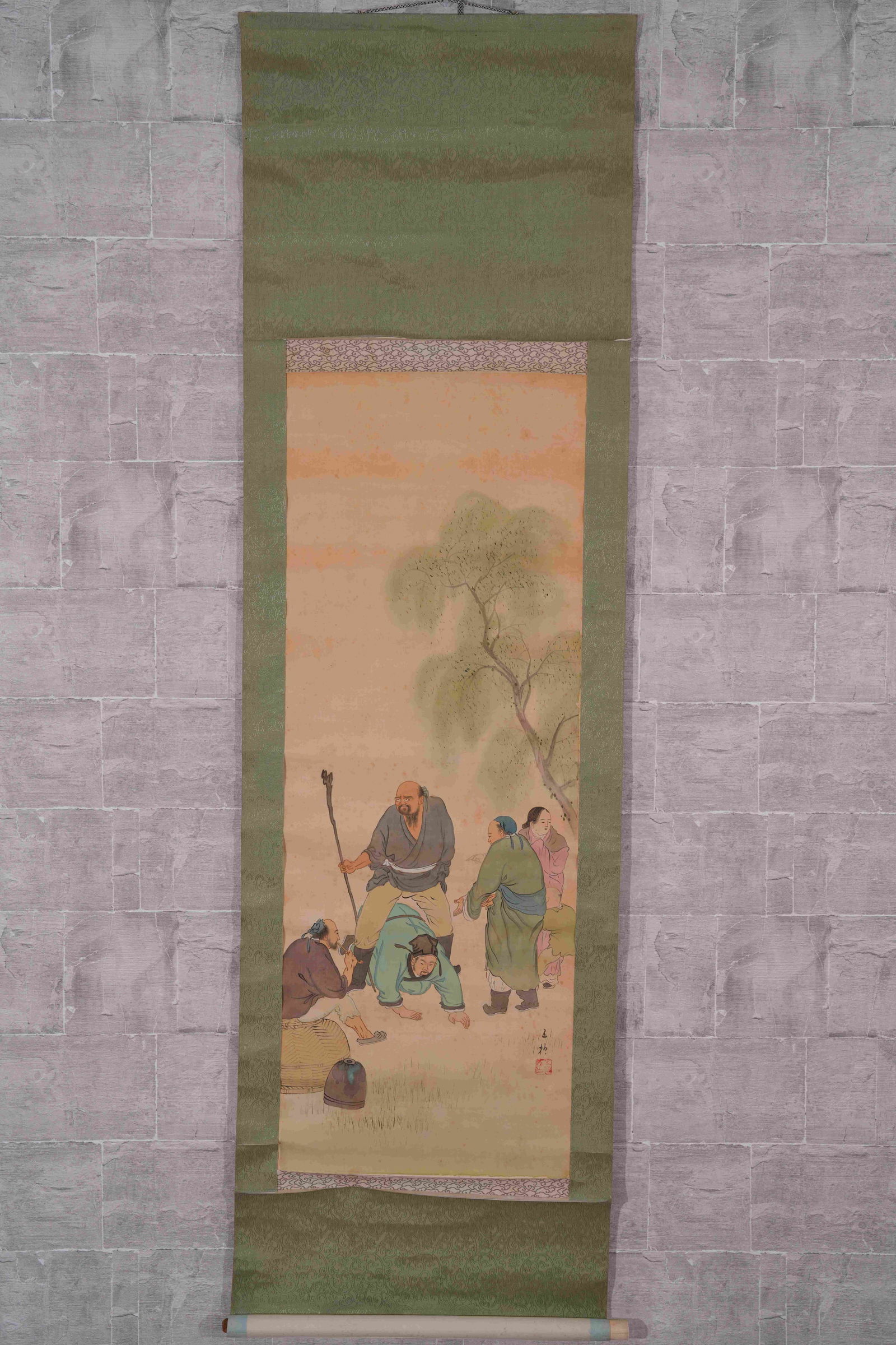 A FIGURE-STORY PAINTING ON SILK (1 of 6)