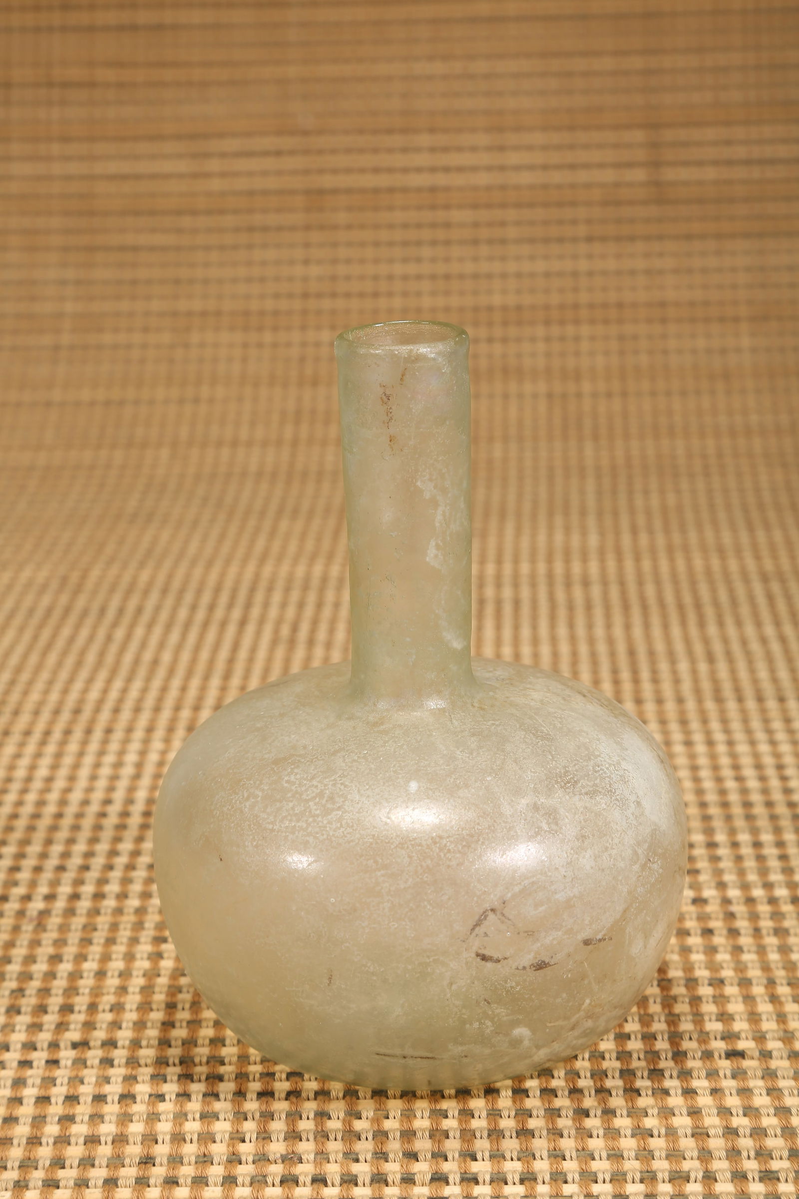 A LONG-NECK VASE - 6