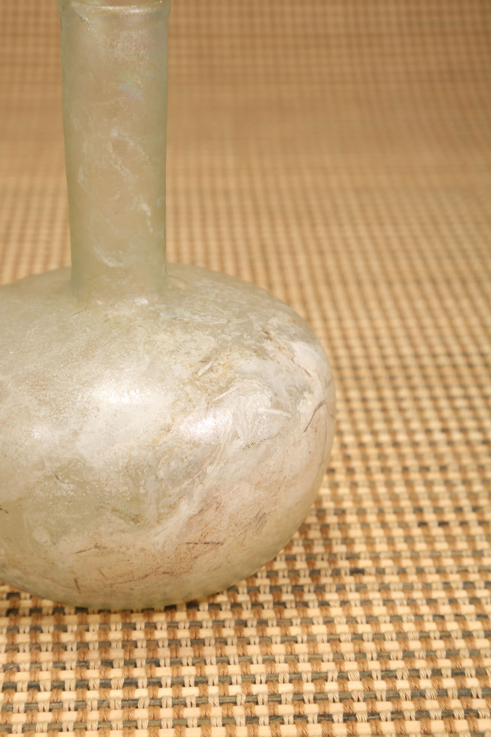 A LONG-NECK VASE - 8