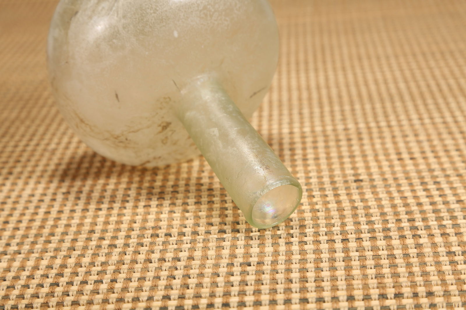 A LONG-NECK VASE - 9