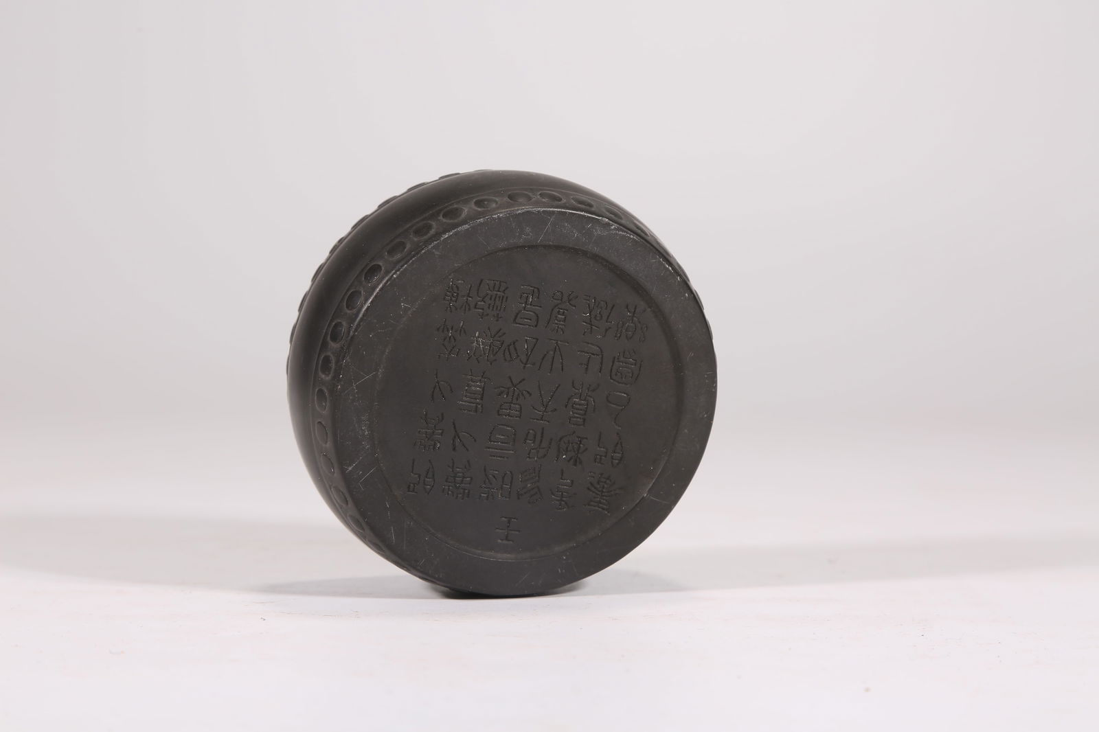 A DRUM-SHAPED INKSTONE - 8