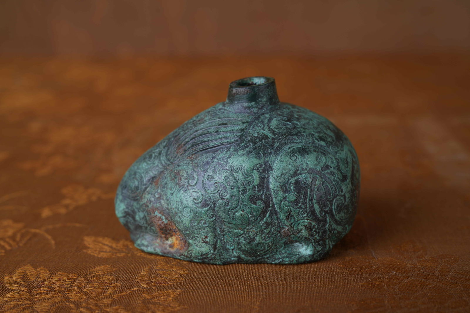 A BRONZE RABBIT-SHAPED WATER DROPPER (1 of 7)