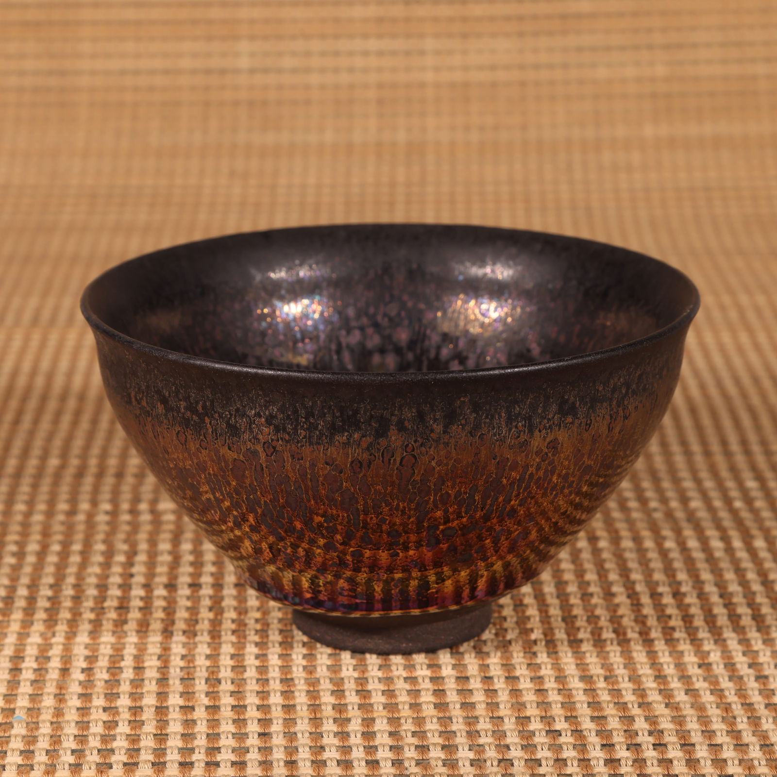 A SONG DYNASTY JIAN WARE OIL-DROP TEA BOWL (1 of 8)