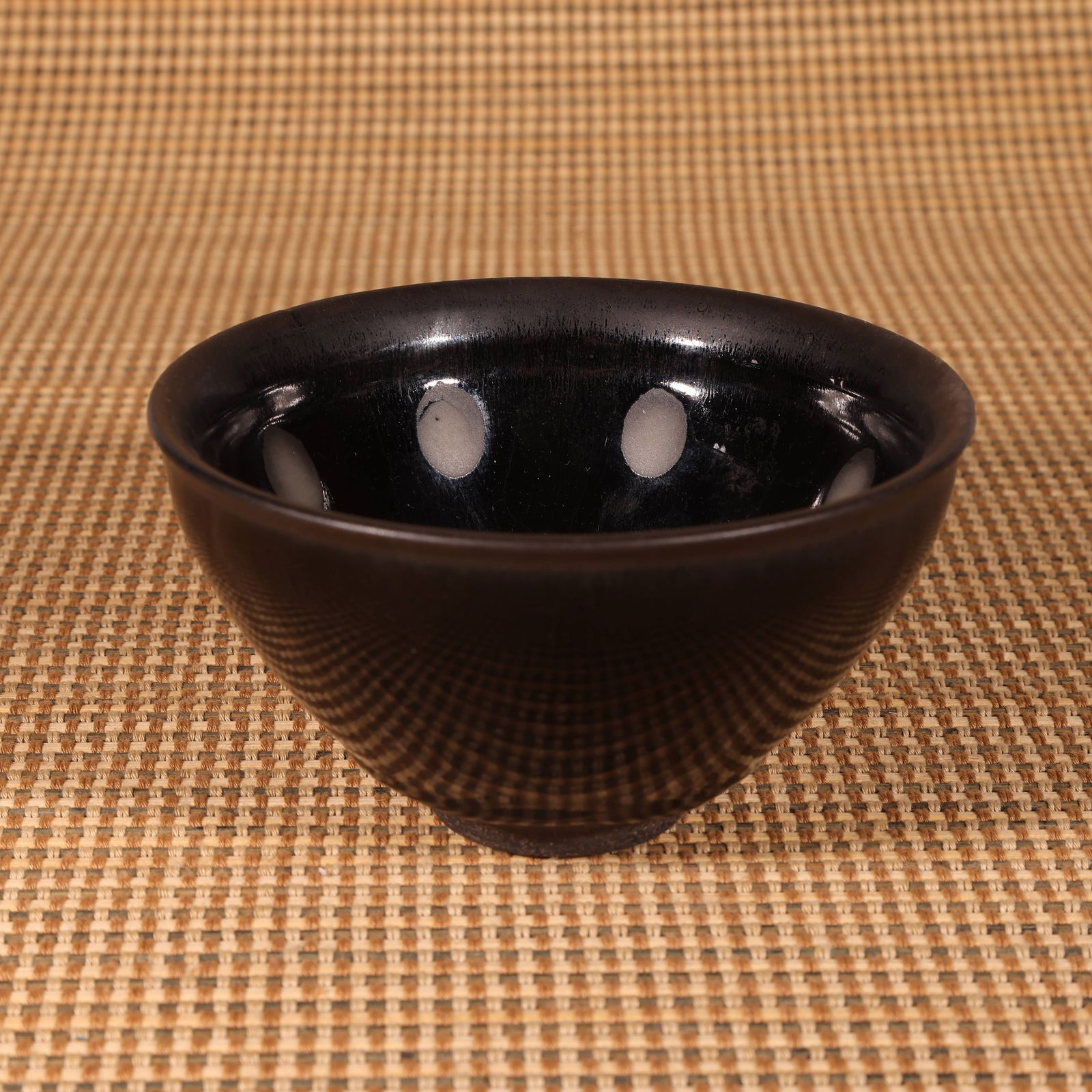 A SONG DYNASTY JIAN WARE TEA BOWL (1 of 8)