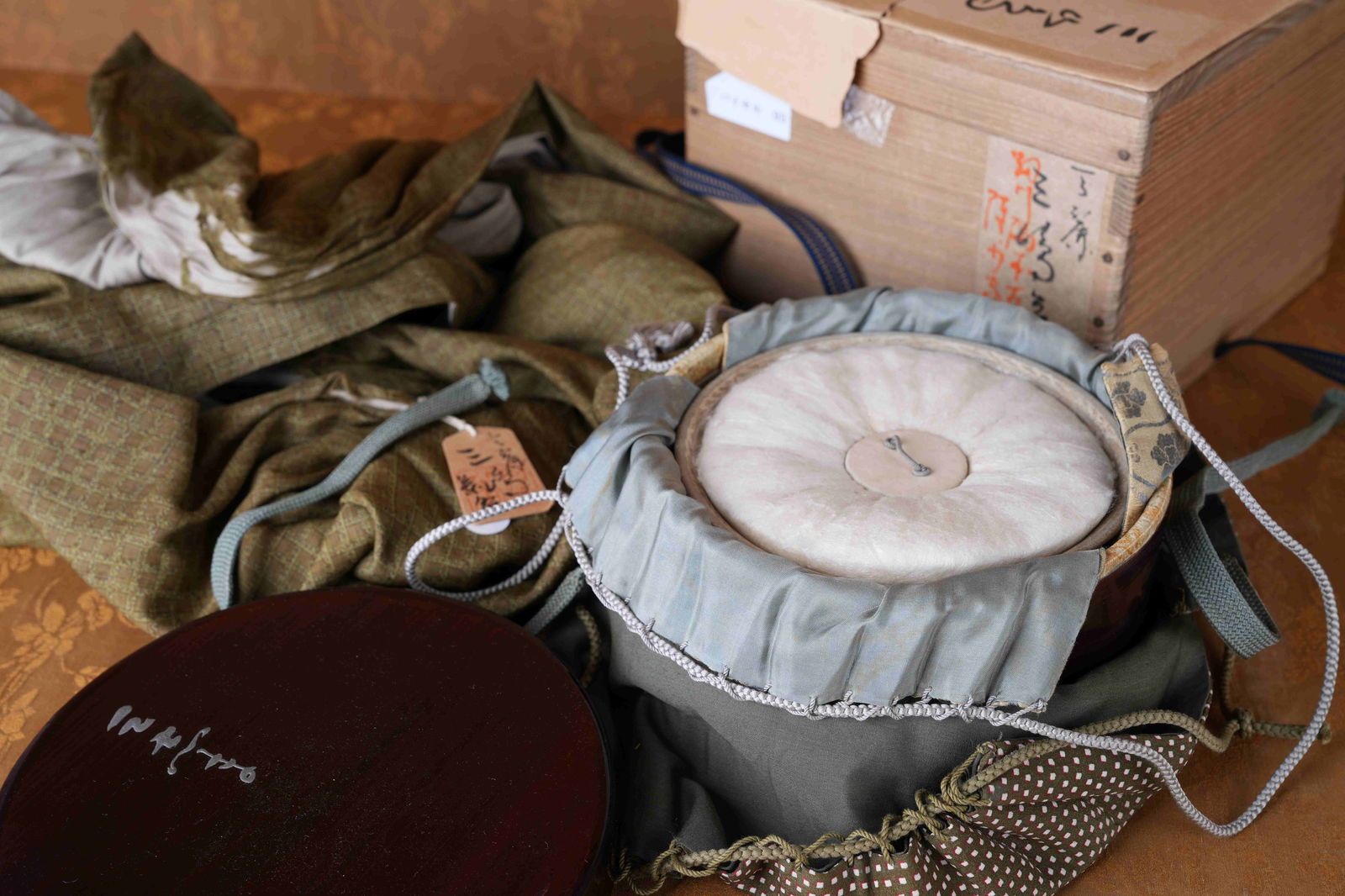 A OLD KILN "SANMING" TEA BOWL (1 of 6)