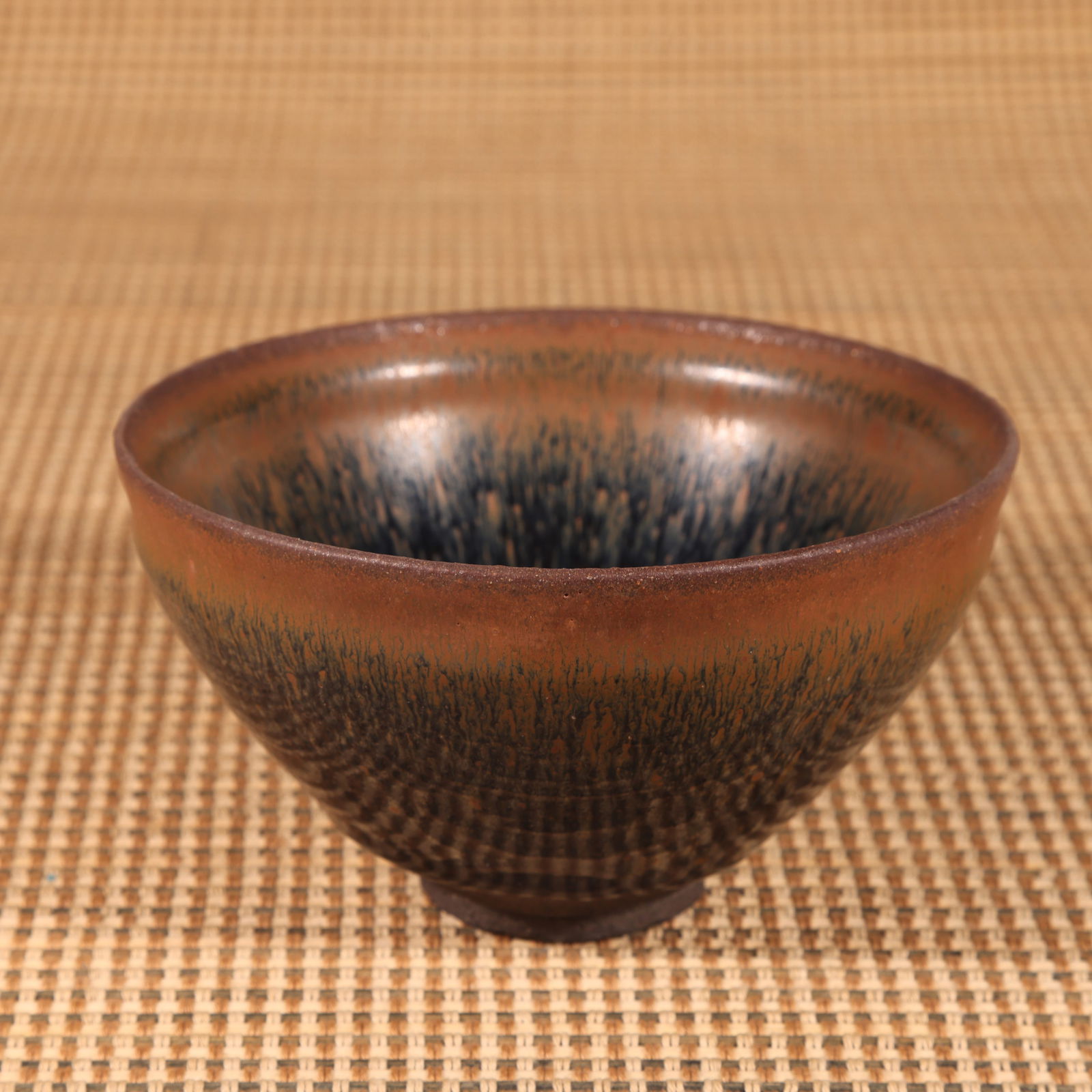 A SONG DYNASTY JIAN WARE TEA BOWL (1 of 7)
