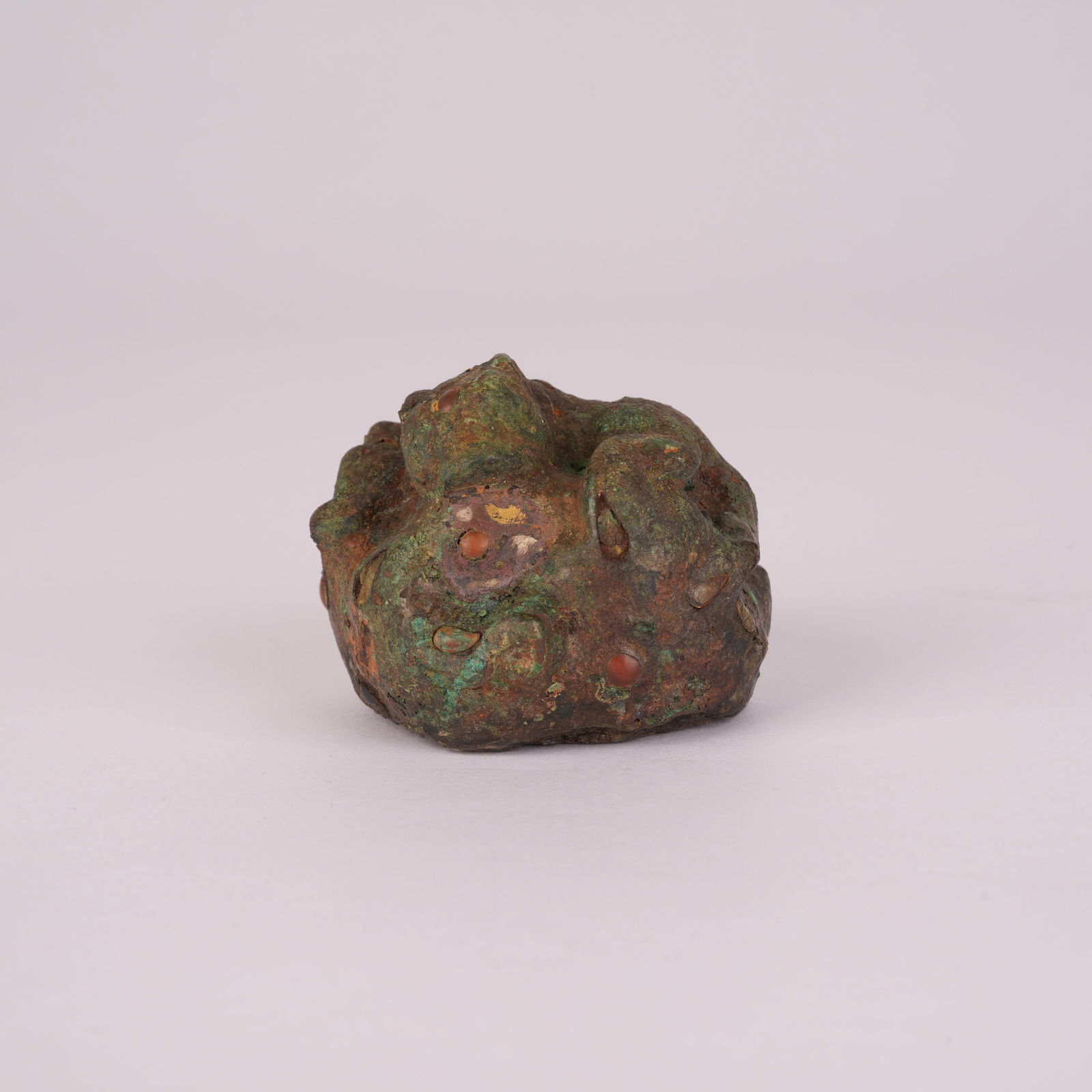 A GILT-SILVER BRONZE DESK WEIGHT, WARRING STATES PERIOD (1 of 7)