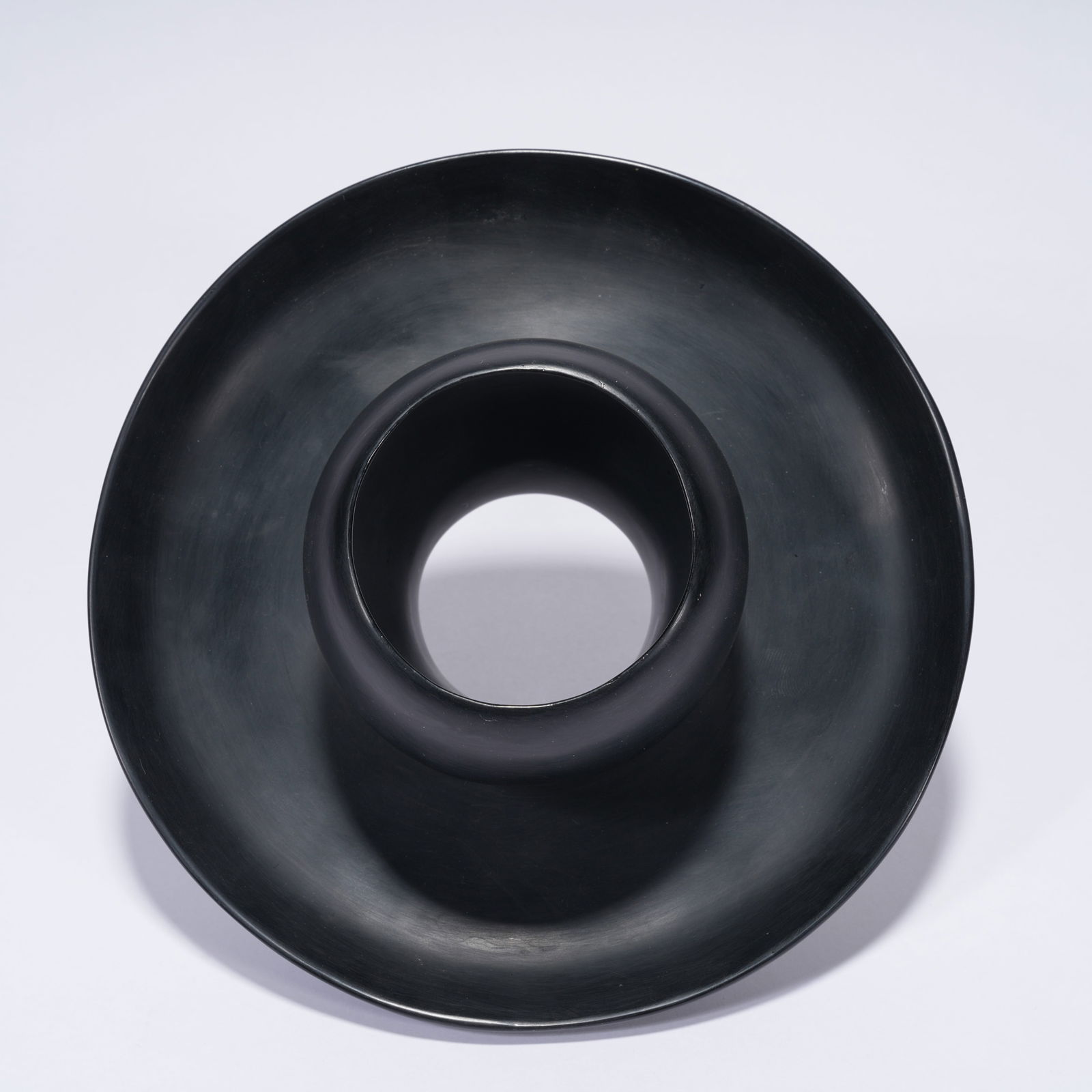 A LACQUER DISPLAY STAND - 6