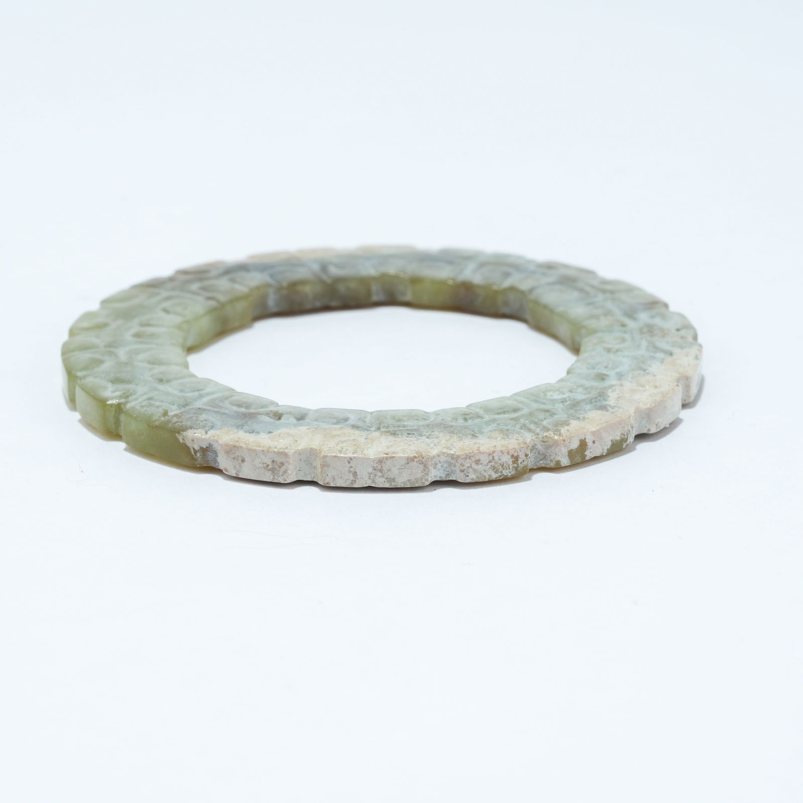 A ARCHAIC JADE RING - 7