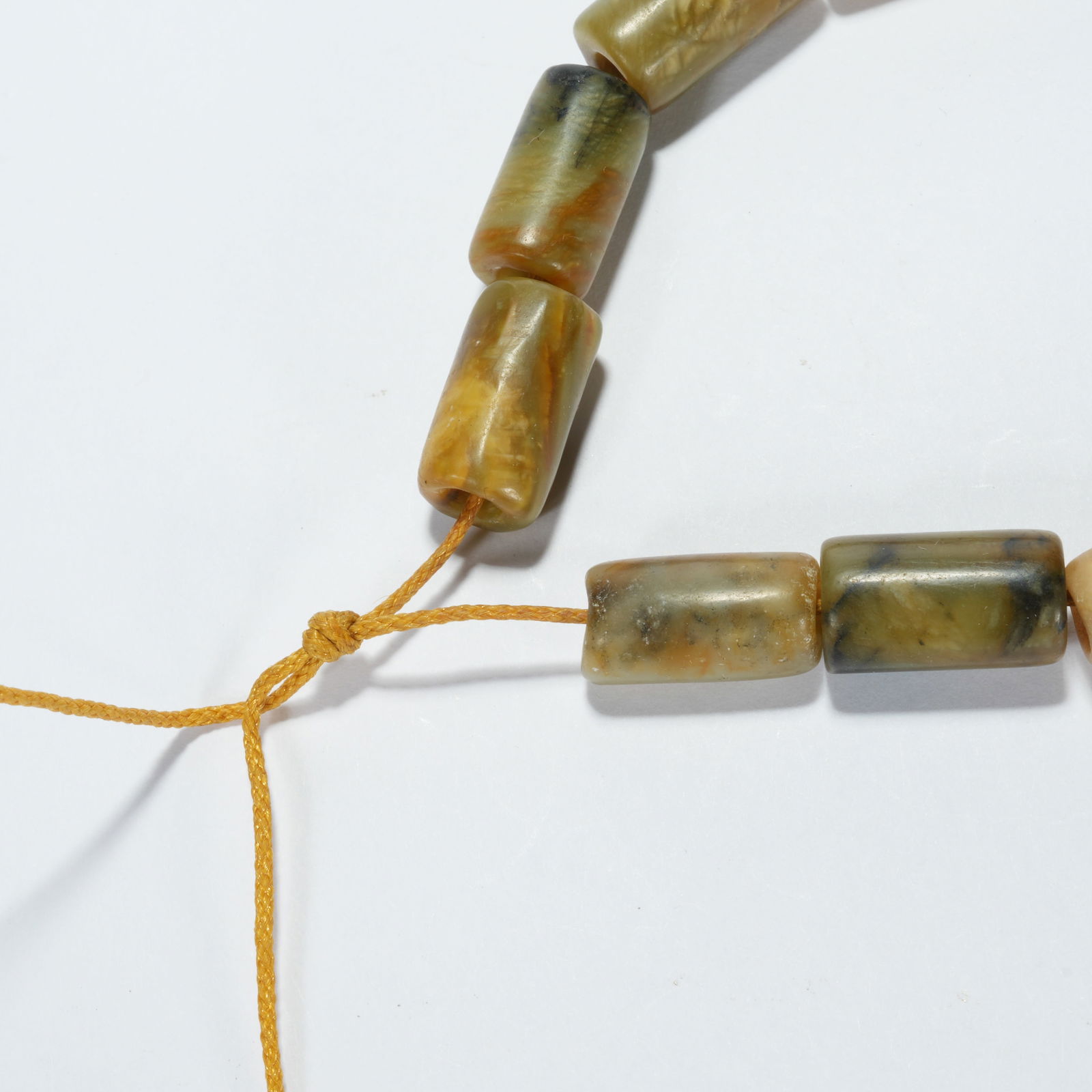 A ANCIENT JADE BRACELET - 3