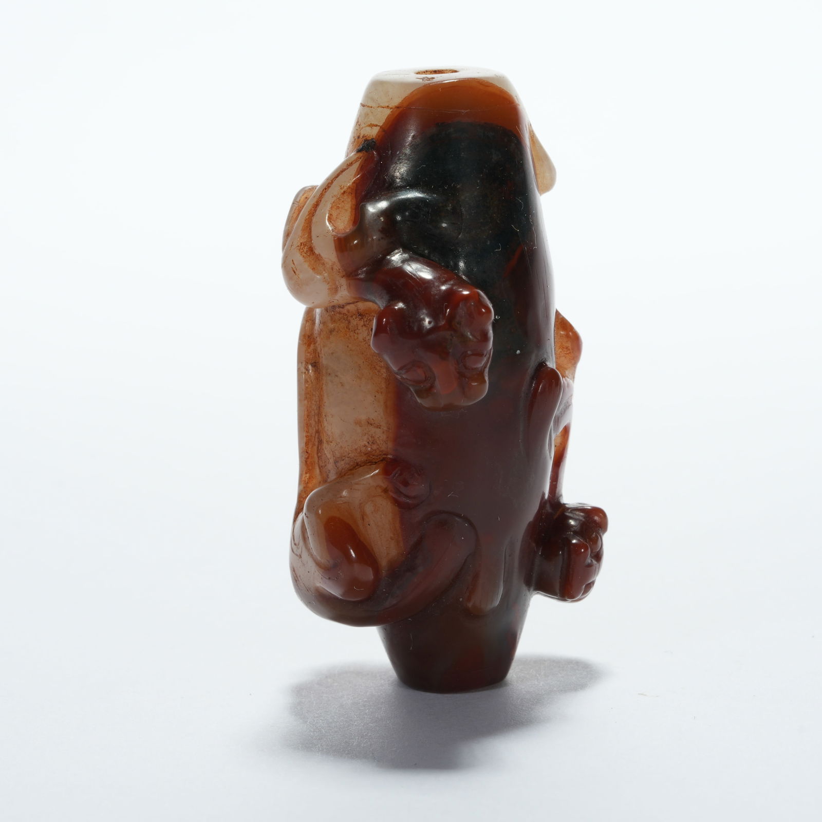 A AGATE PENDANT WITH BEAST PATTERN - 10