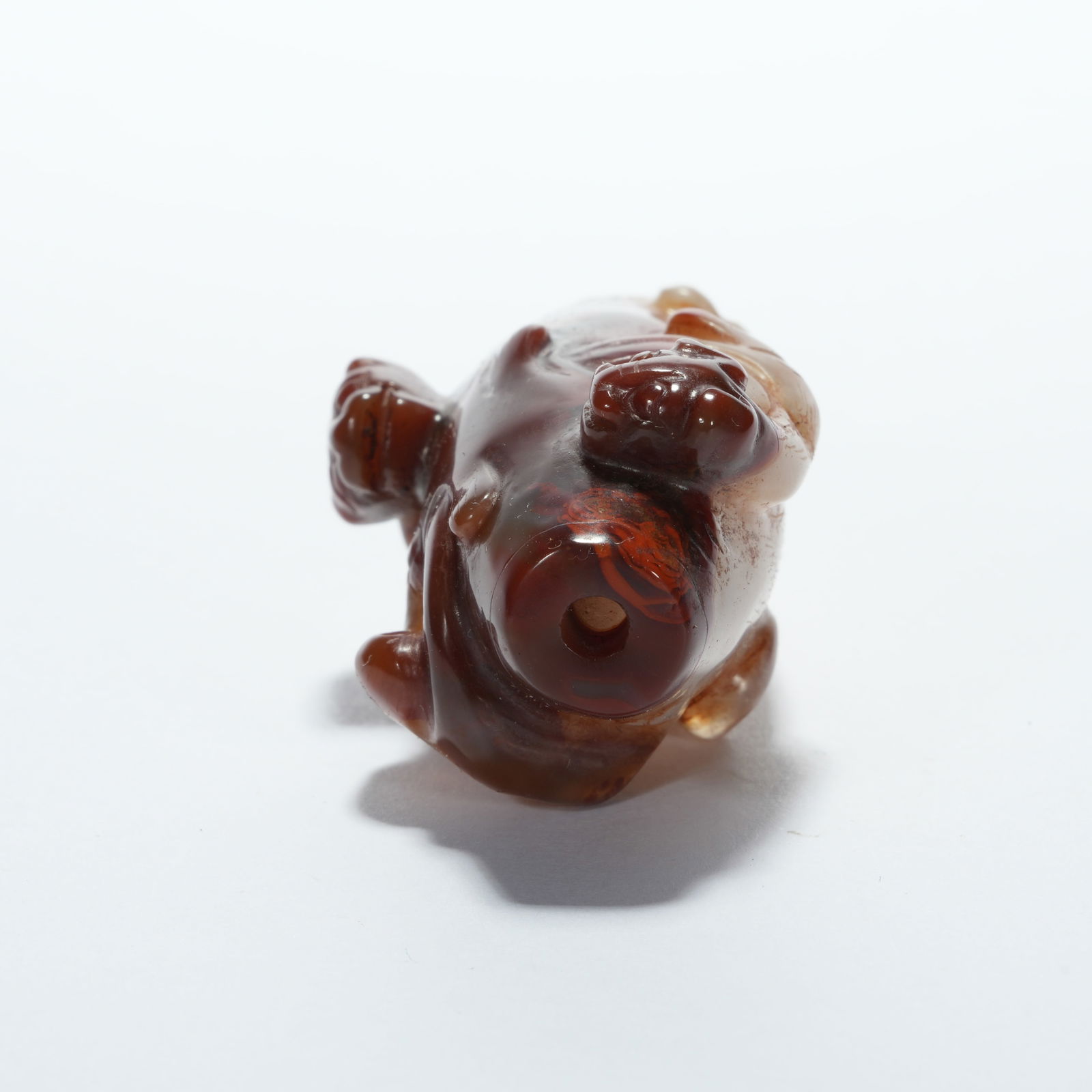 A AGATE PENDANT WITH BEAST PATTERN - 2