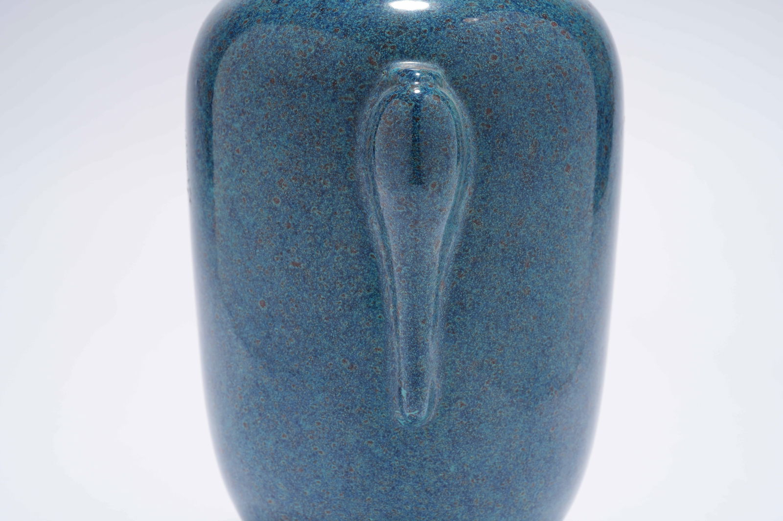 A JUN GLAZE TWIN-HANDLED LANTERN VASE - 7