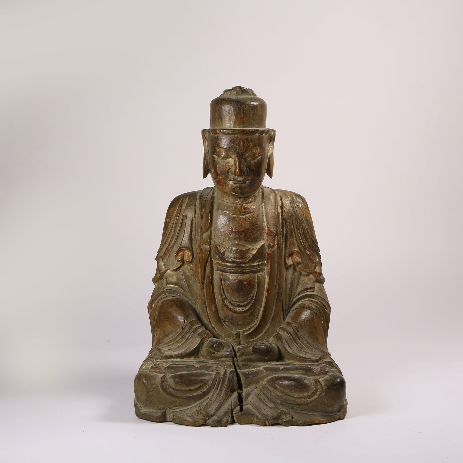 A WOOD CARVED BUDDHA STATUE (1 of 8)