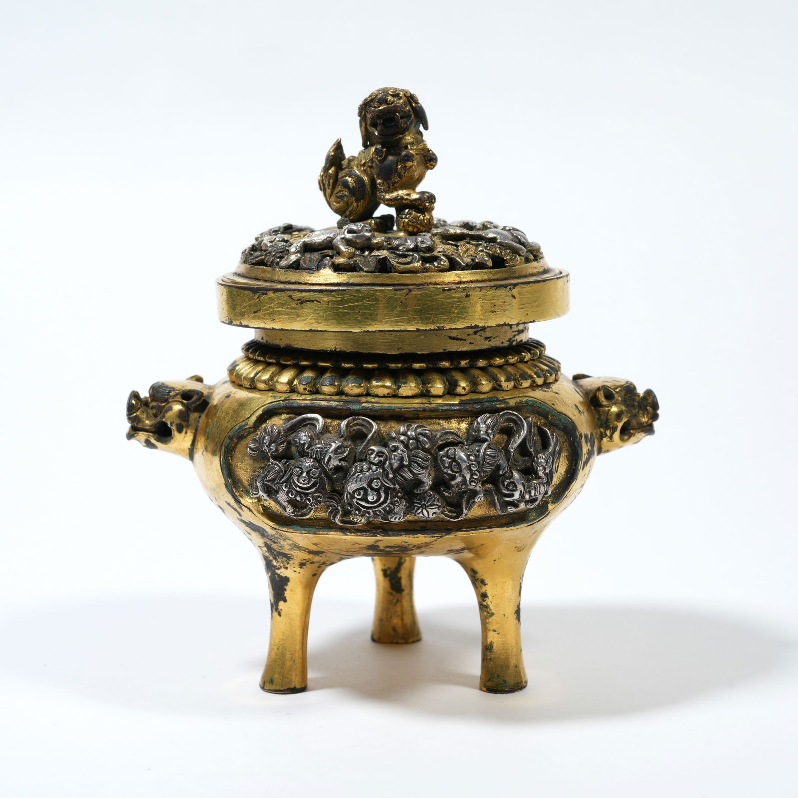 A GILT-BRONZE CENSER WITH BEAST-FORM FINIAL: Gilt-Bronze Censer with Beast-Form Finial
