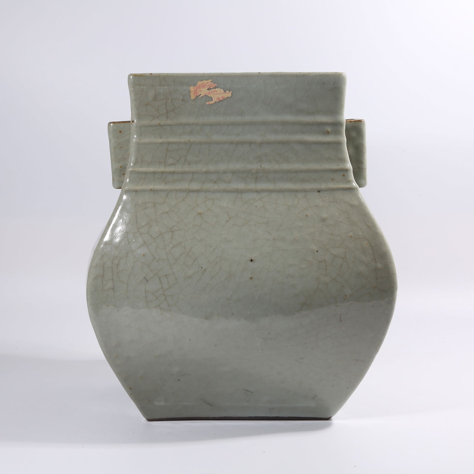 A QING DYNASTY YONGZHENG IMITATION GUAN KILN GUANYI ZUN: Qing Dynasty Yongzheng Imitation Guan Kiln Guanyi Zun