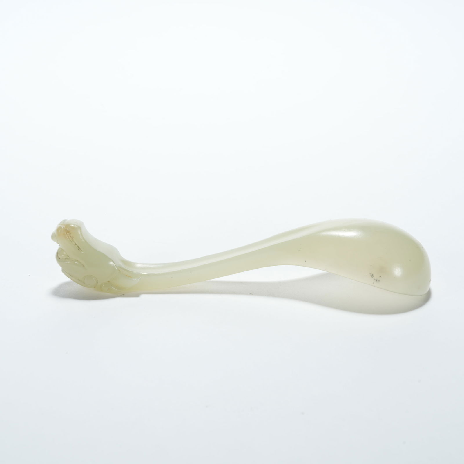 A HETIAN JADE LOTUS-PATTERN WATER CONTAINER - 8