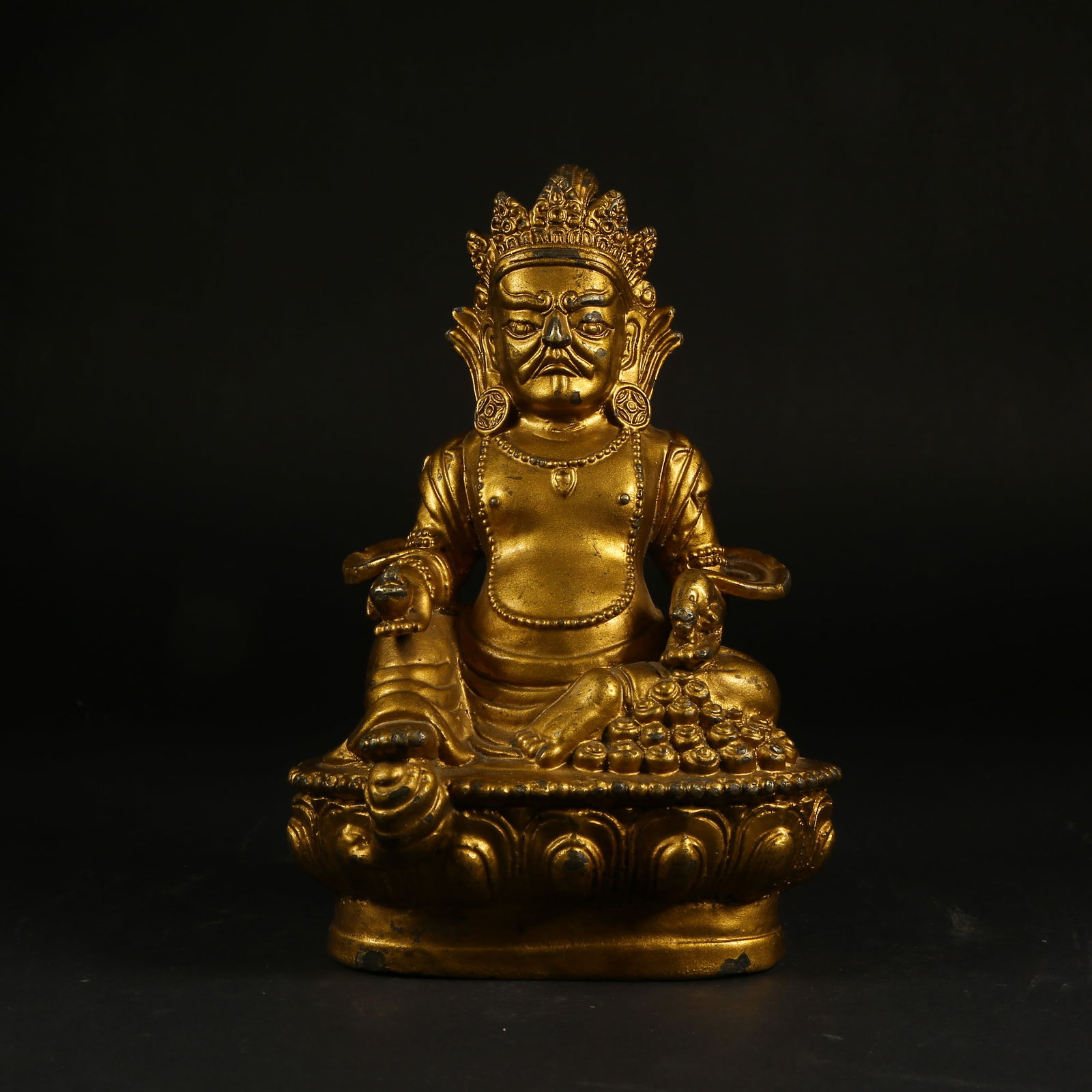 A GILT-LACQUER BRONZE STATUE OF THE YELLOW WEALTH GOD: Gilt-Lacquer Bronze Statue of the Yellow Wealth God