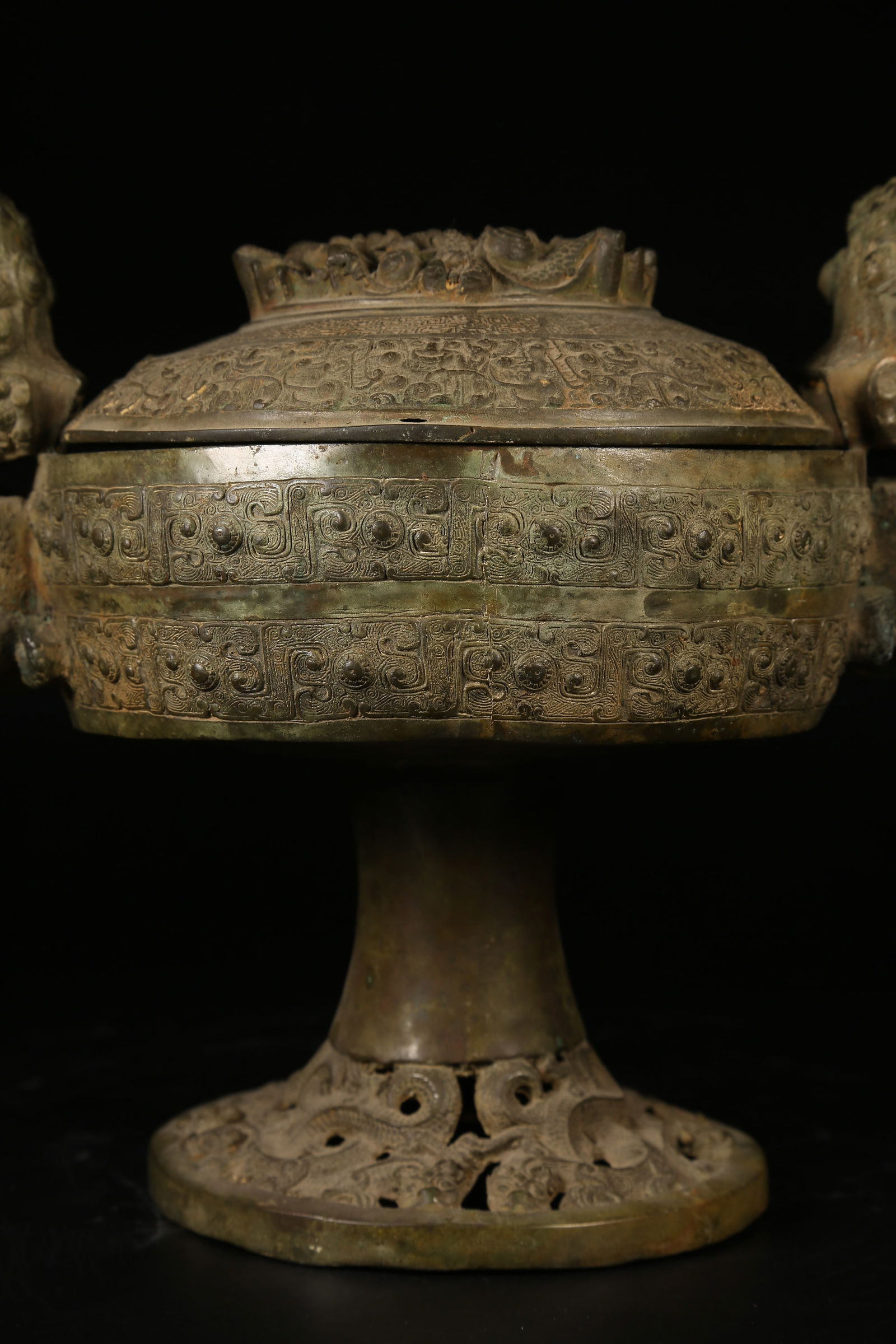 A BRONZE DOU (FOOD CONTAINER) - 4