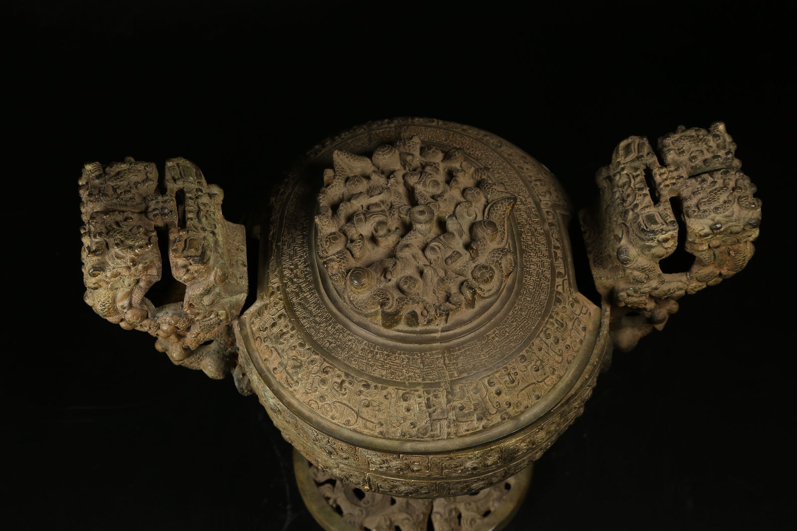 A BRONZE DOU (FOOD CONTAINER) - 8