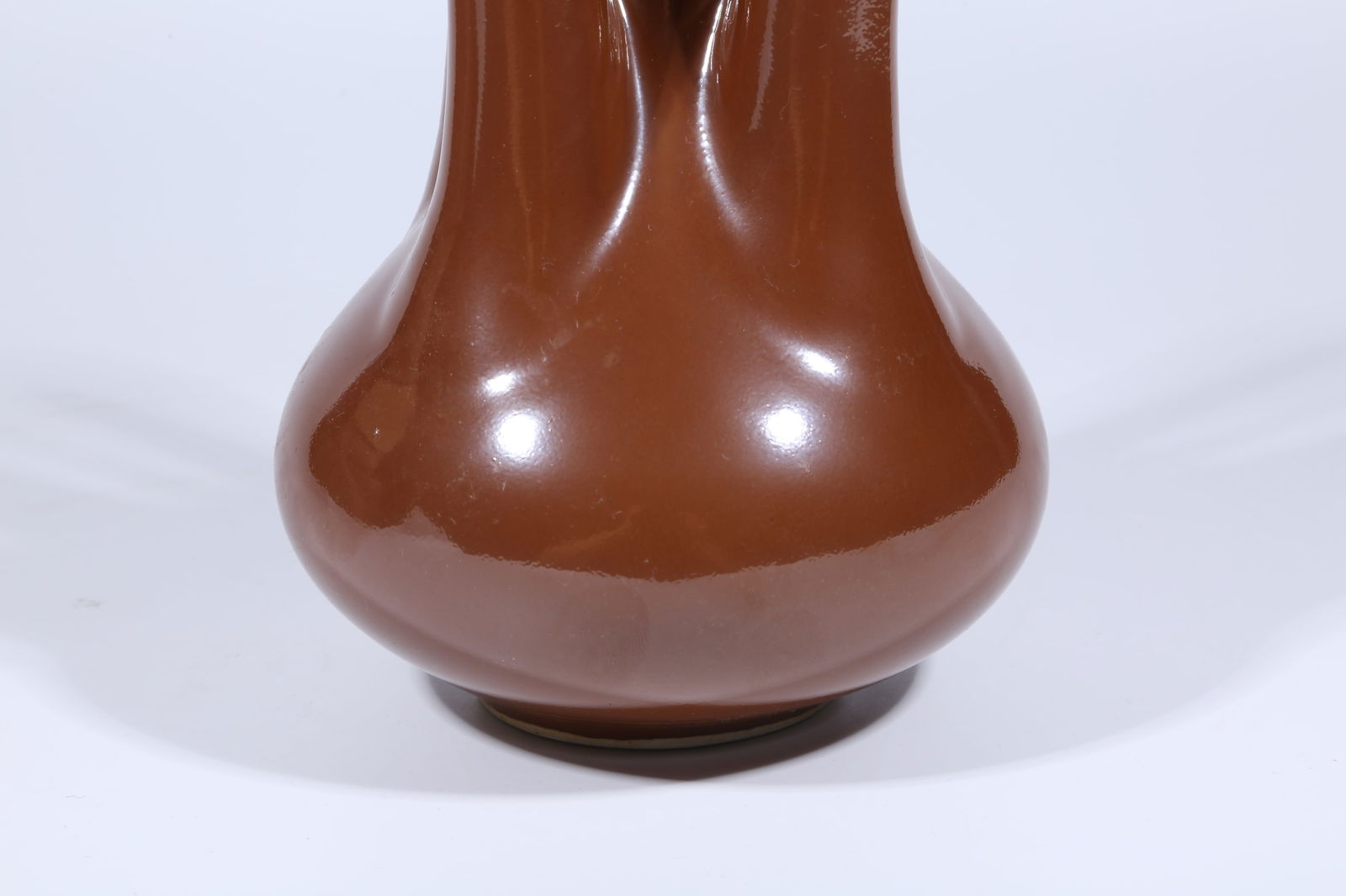 A BROWN GLAZED FIVE-NECKED VASE - 3