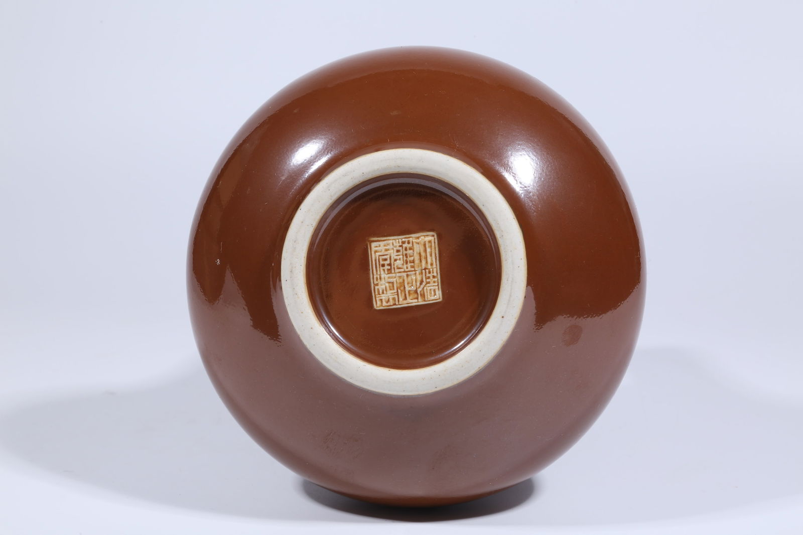 A BROWN GLAZED FIVE-NECKED VASE - 9