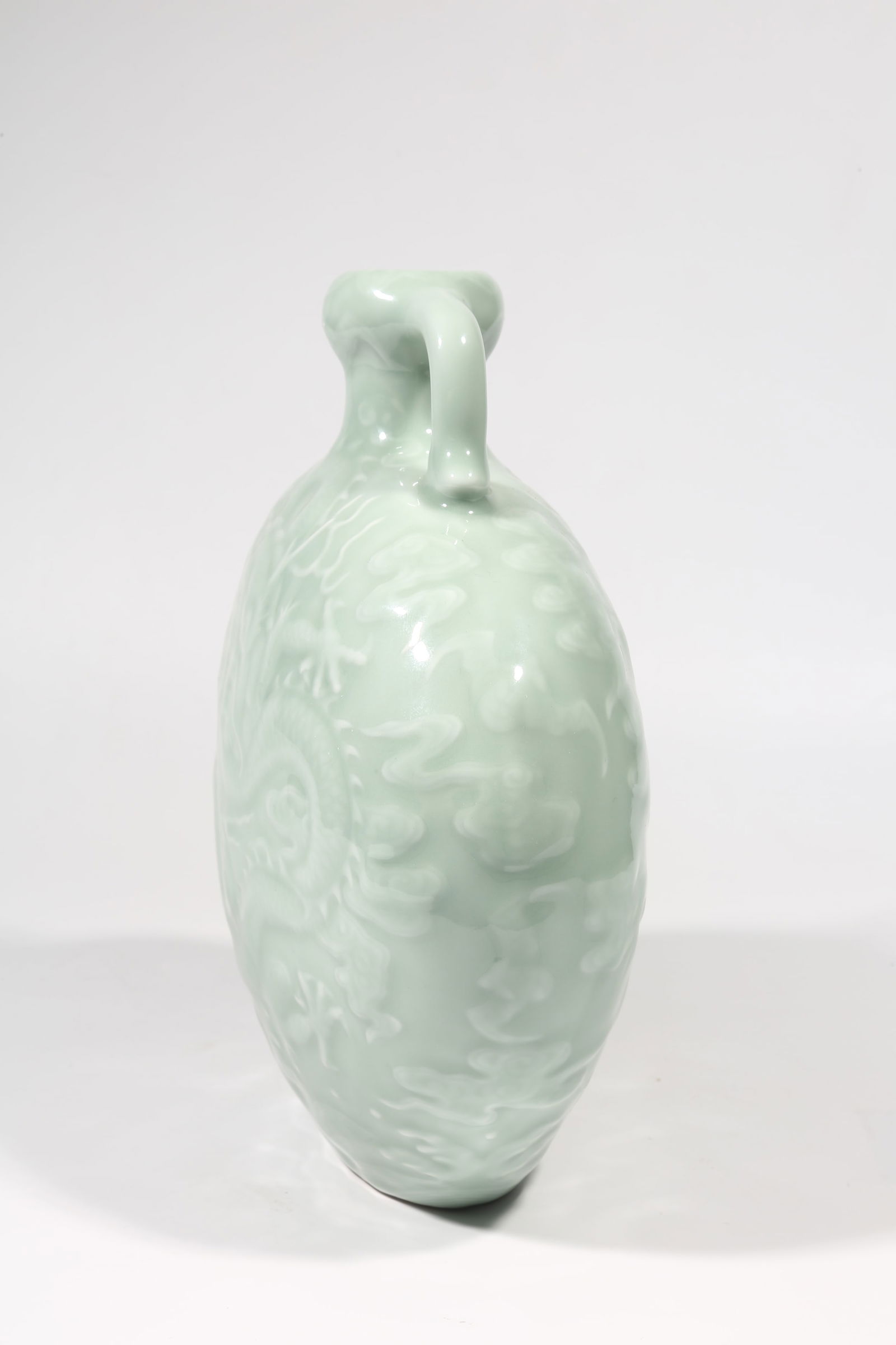 A POWDER BLUE GLAZE CLOUD DRAGON PATTERN FLAT VASE - 2
