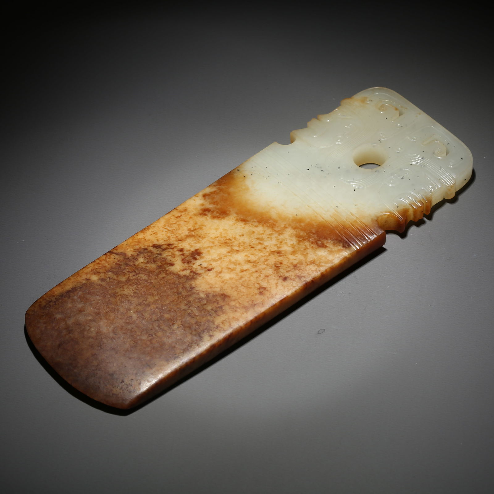 A ARCHAIC JADE SHIJIAHE CULTURE AXE (1 of 10)