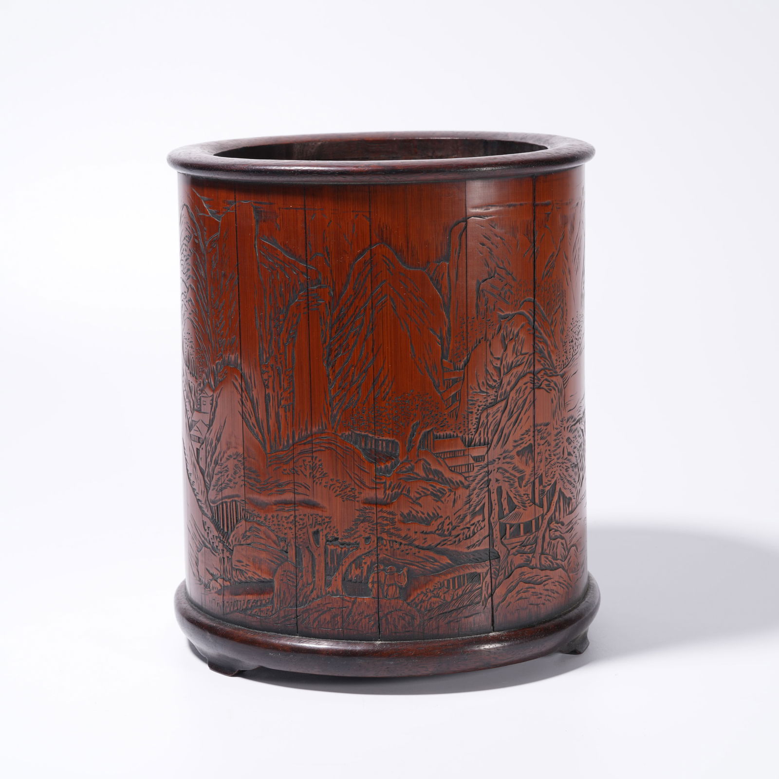 A BAMBOO ROOT CARVING LANDSCAPE-PATTERN BRUSH HOLDER: Bamboo Root Carving Landscape-Pattern Brush Holder
