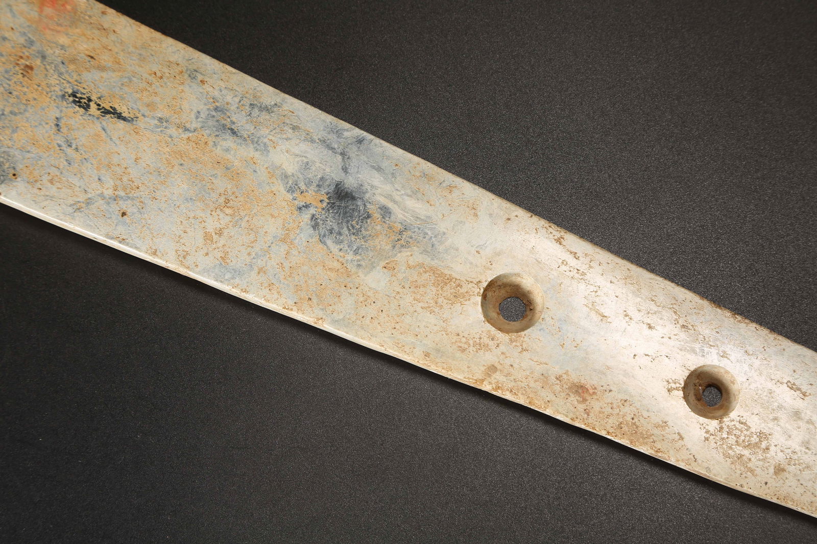 A ARCHAIC JADE GUI SCEPTER - 3