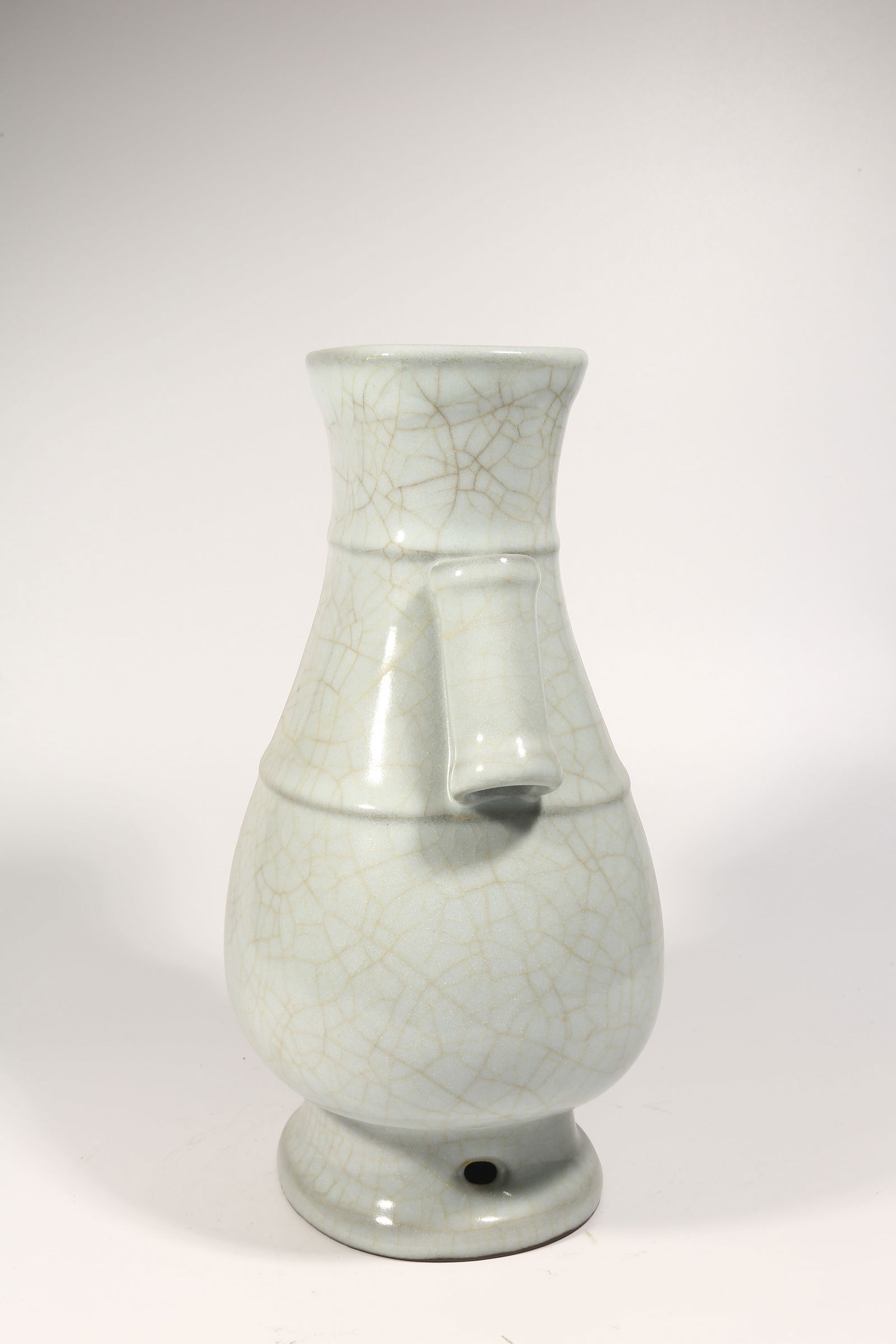 A OFFICIAL KILN LOOP-HANDLED VASE - 7