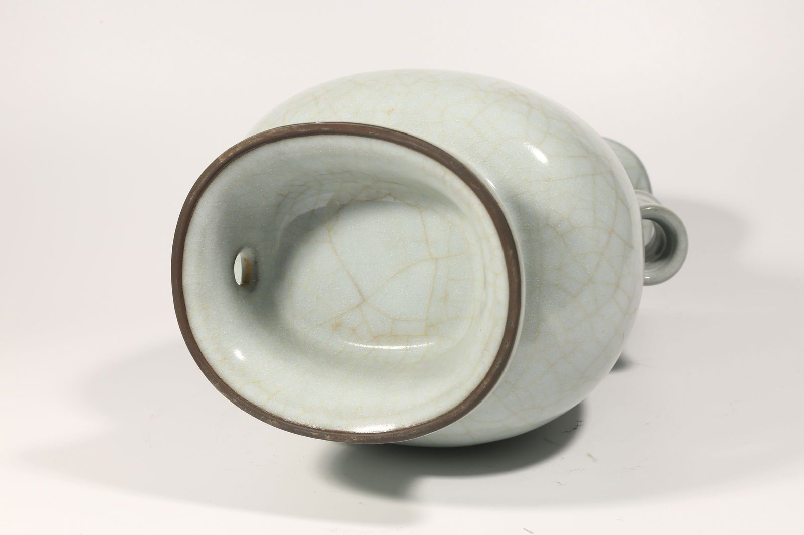 A OFFICIAL KILN LOOP-HANDLED VASE - 9