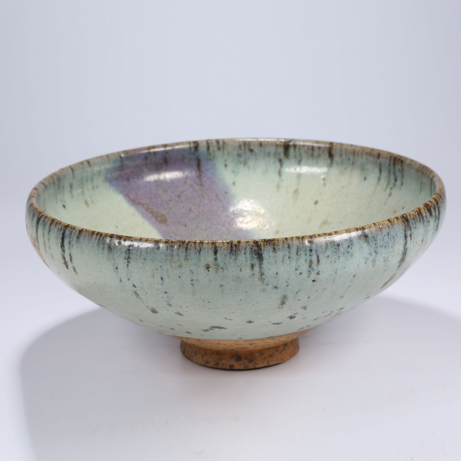 A JUN KILN LARGE BOWL: Jun Kiln Large Bowl