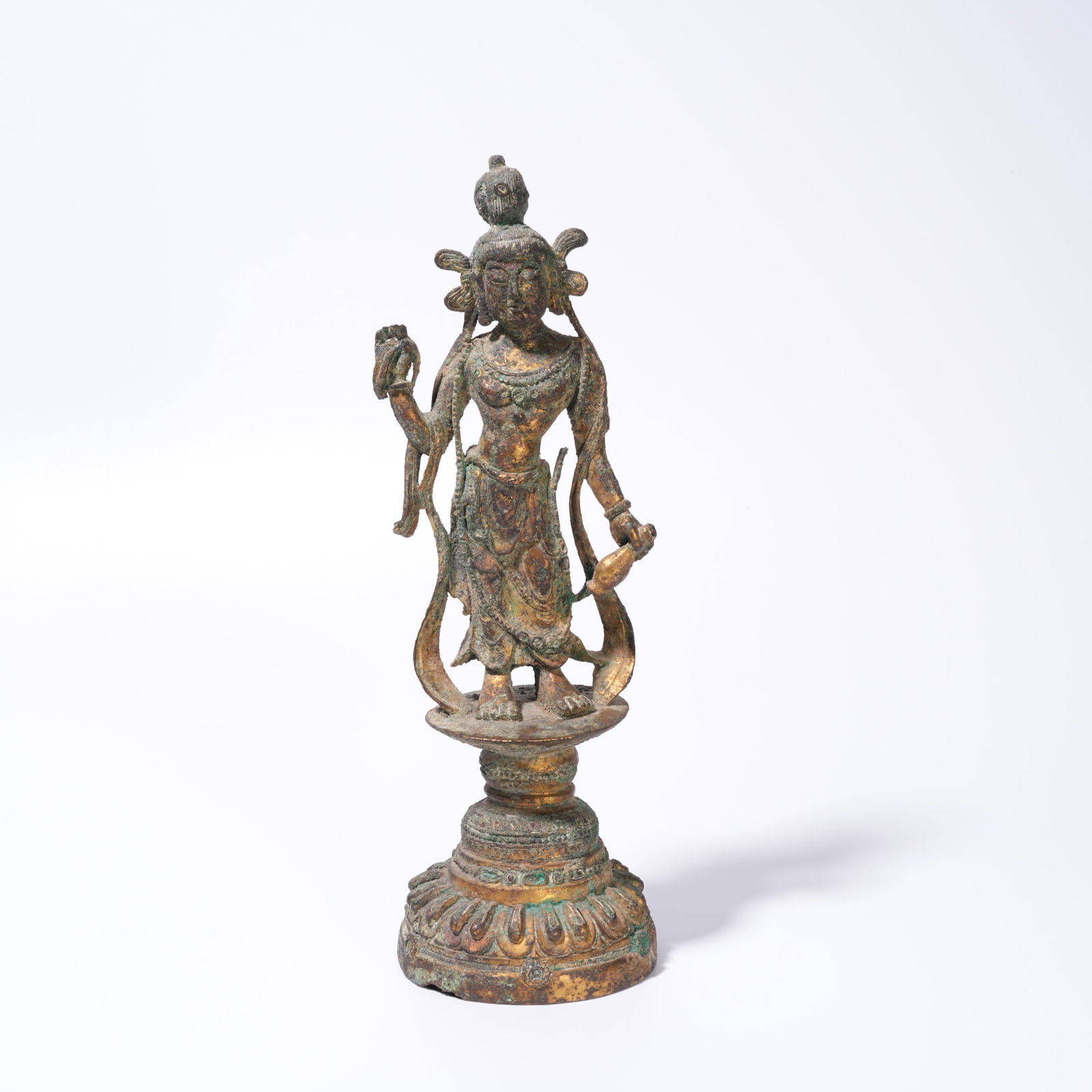 A GILT BRONZE STANDING GUANYIN FIGURE: Gilt Bronze Standing Guanyin Figure